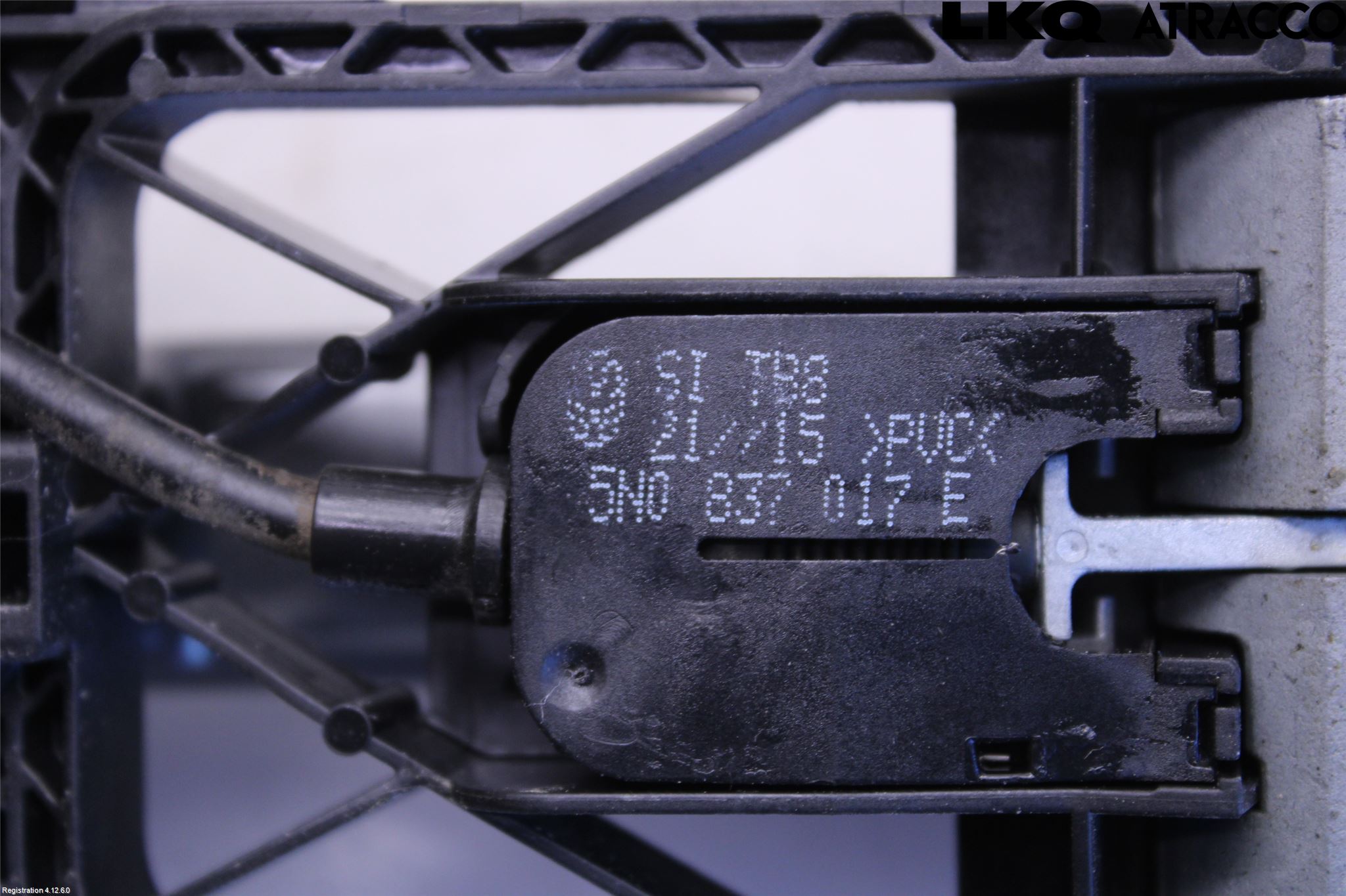 Volkswagen VW POLO 10-17 Dörrhandtag Yttre Vä