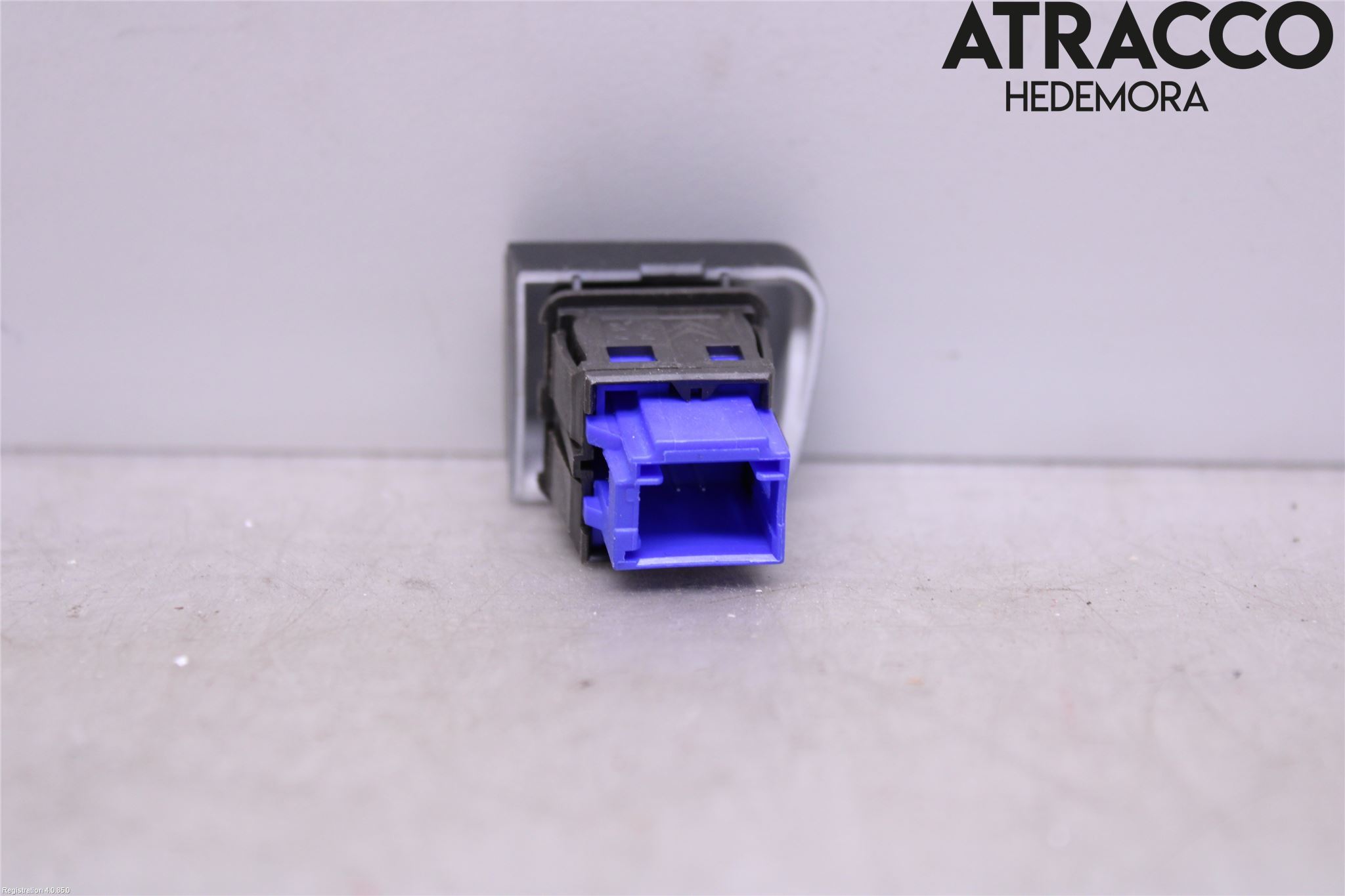 Peugeot PEUGOT 208 16-19 Strömställare Varnings