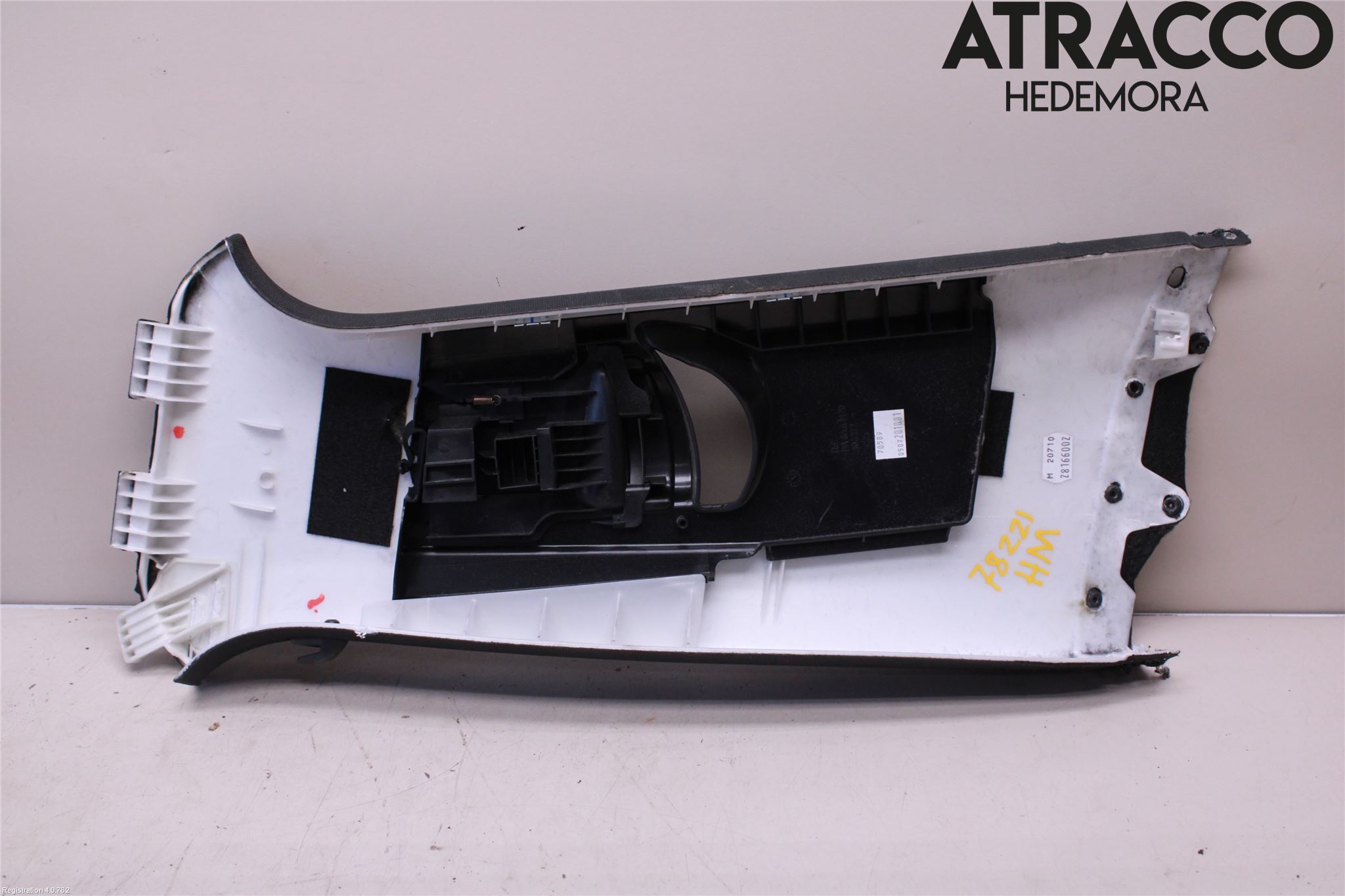 Porsche CAYENNE 03- Inr Plastd A-B-C Stolpe