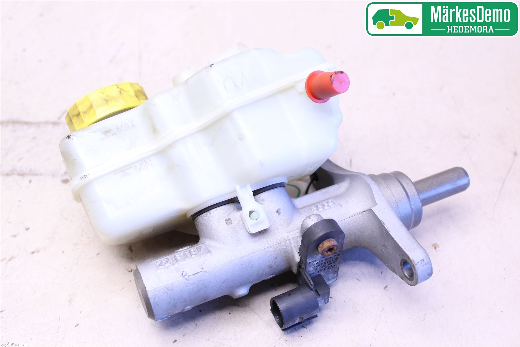 Volkswagen VW POLO 10-17 Broms Huvudcylinder
