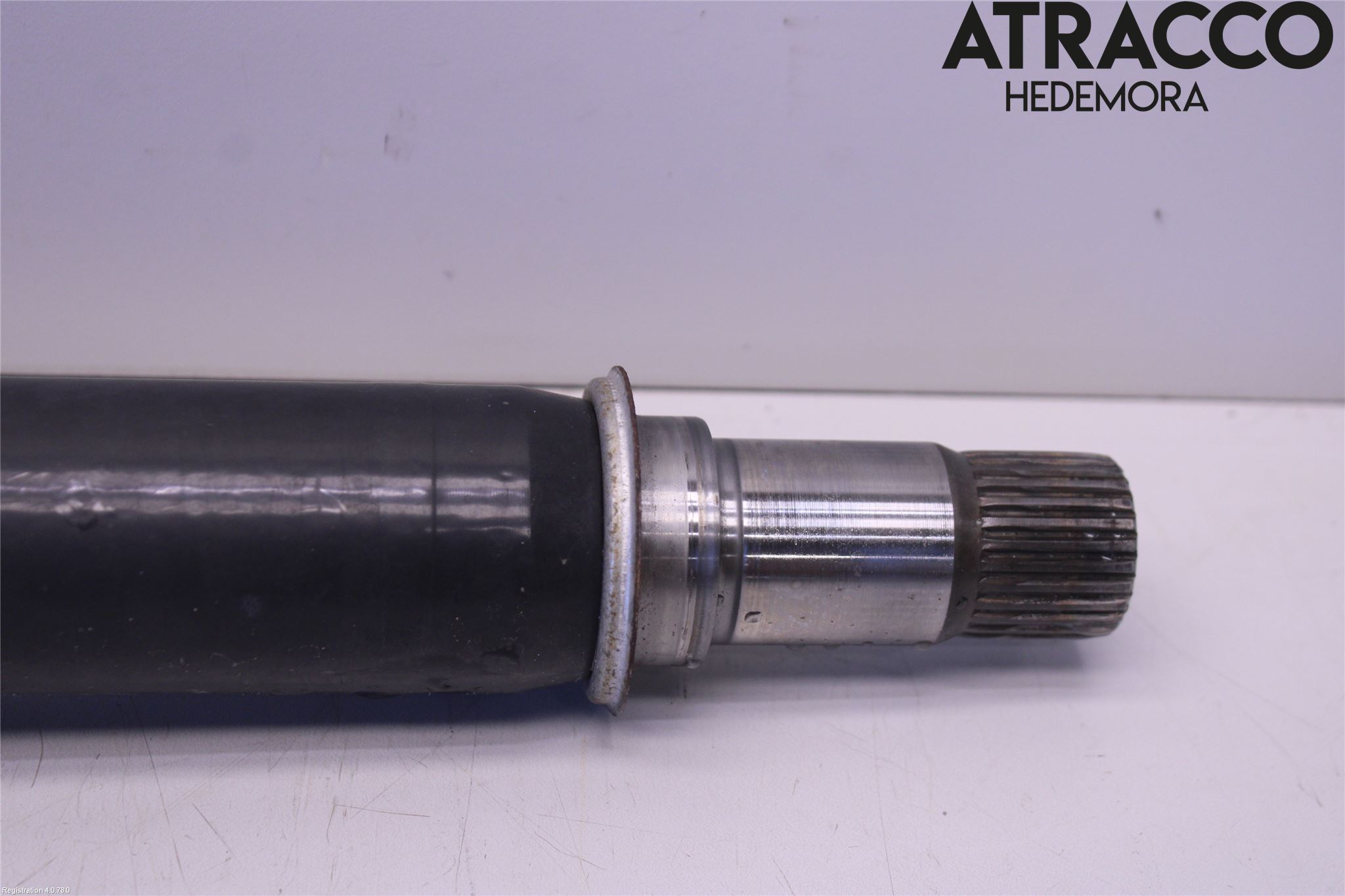 Mercedes-Benz MB GLA-KLASS (X156) 13-20 Drivaxel Fram Höger