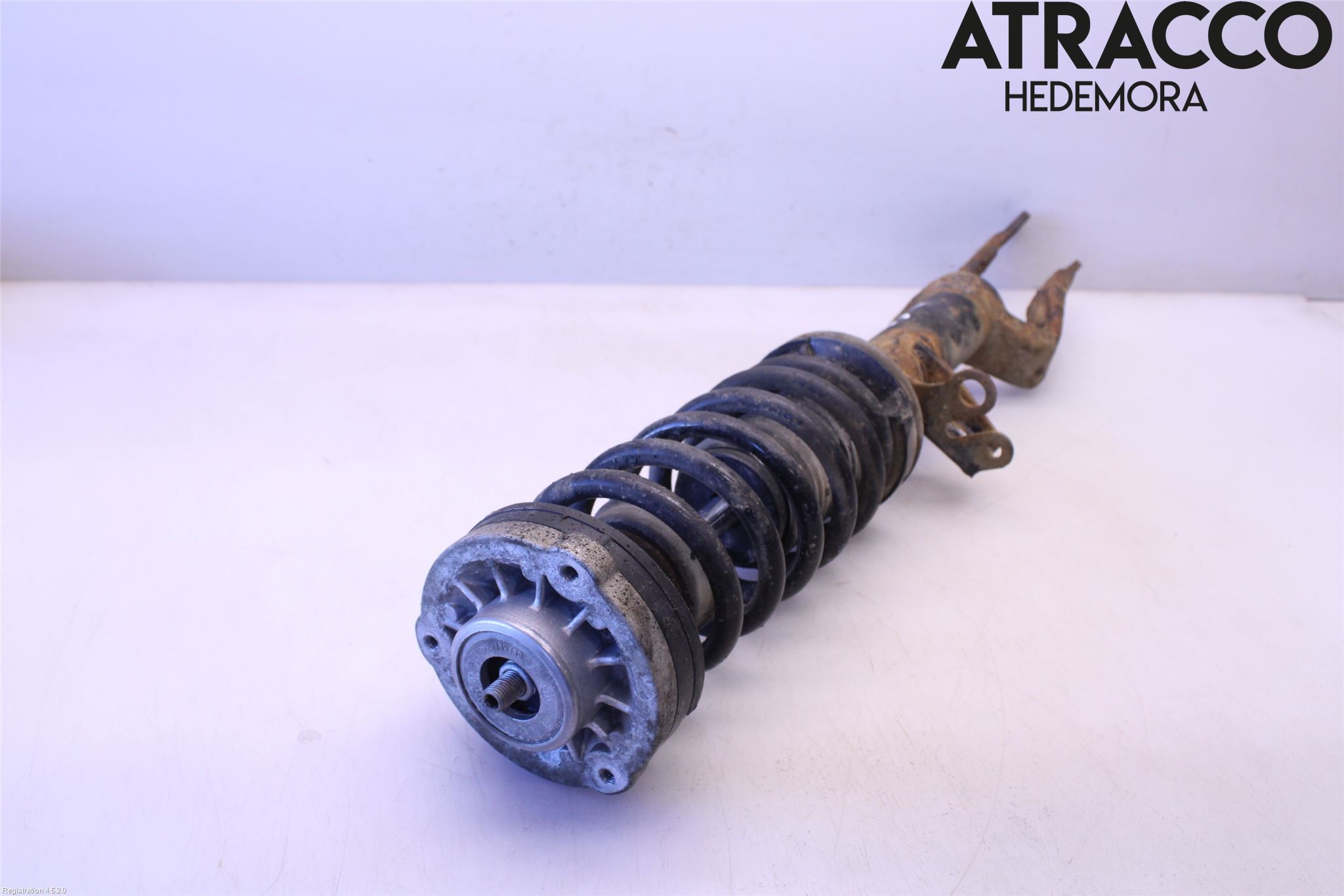 BMW 5 F10/F11/F18 09-17 Fjäderben Fram Vänster