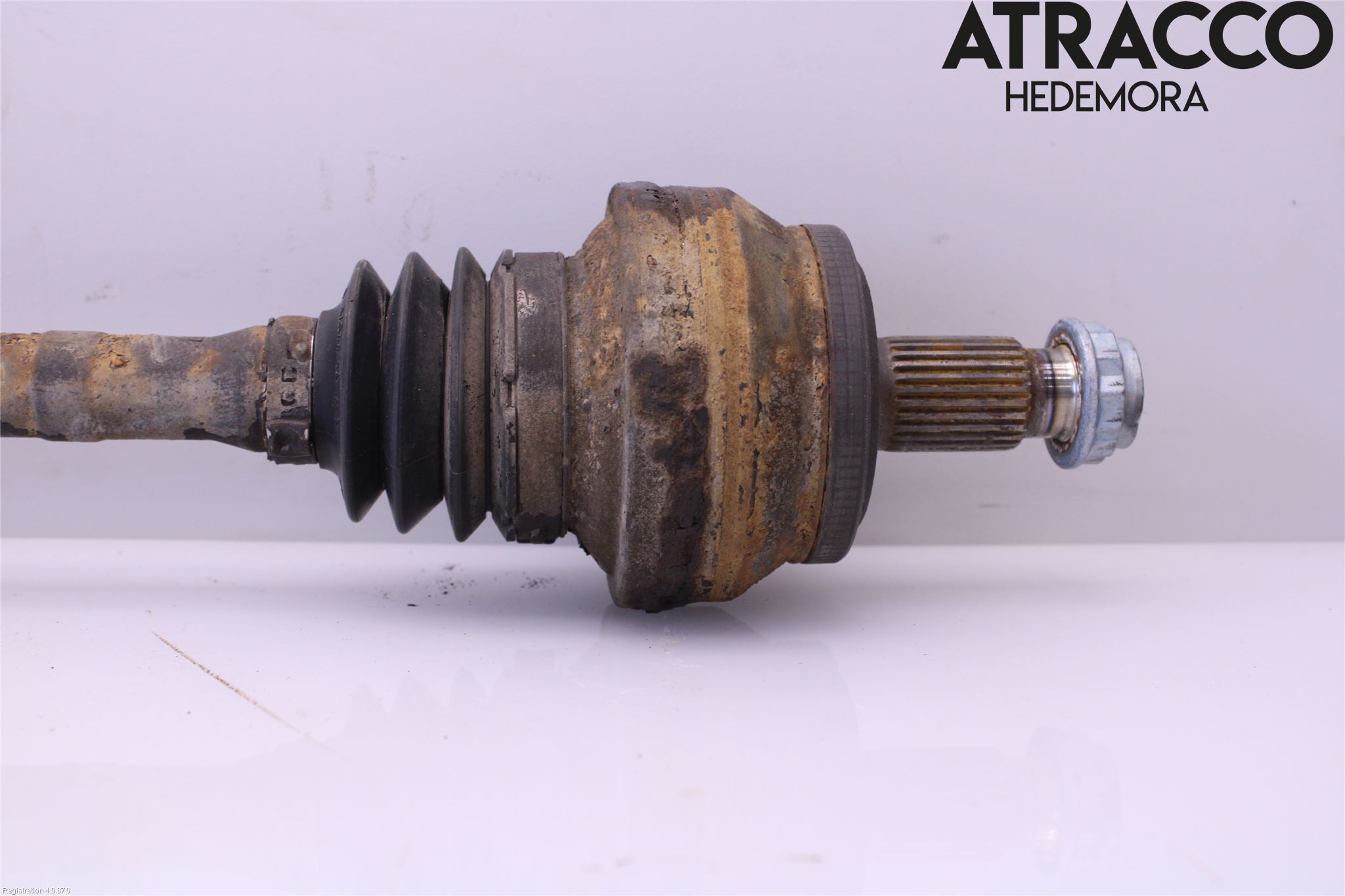Mercedes-Benz MB C-KLASS (W204) 07-15 Drivaxel Bak Höger