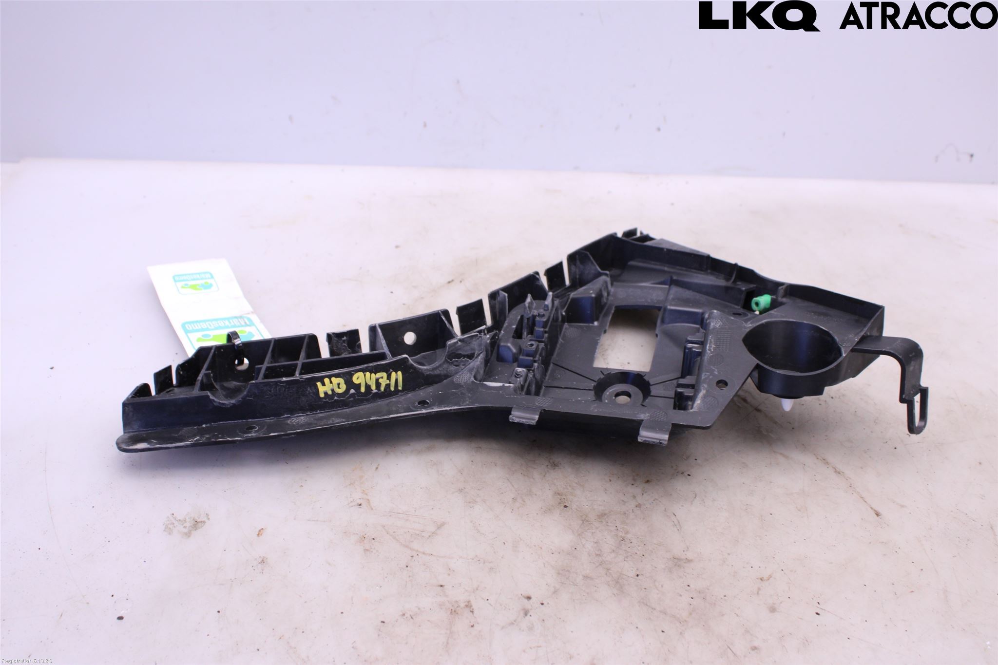 Volvo XC60 14-17 Stötfångarfäste Bak Hö