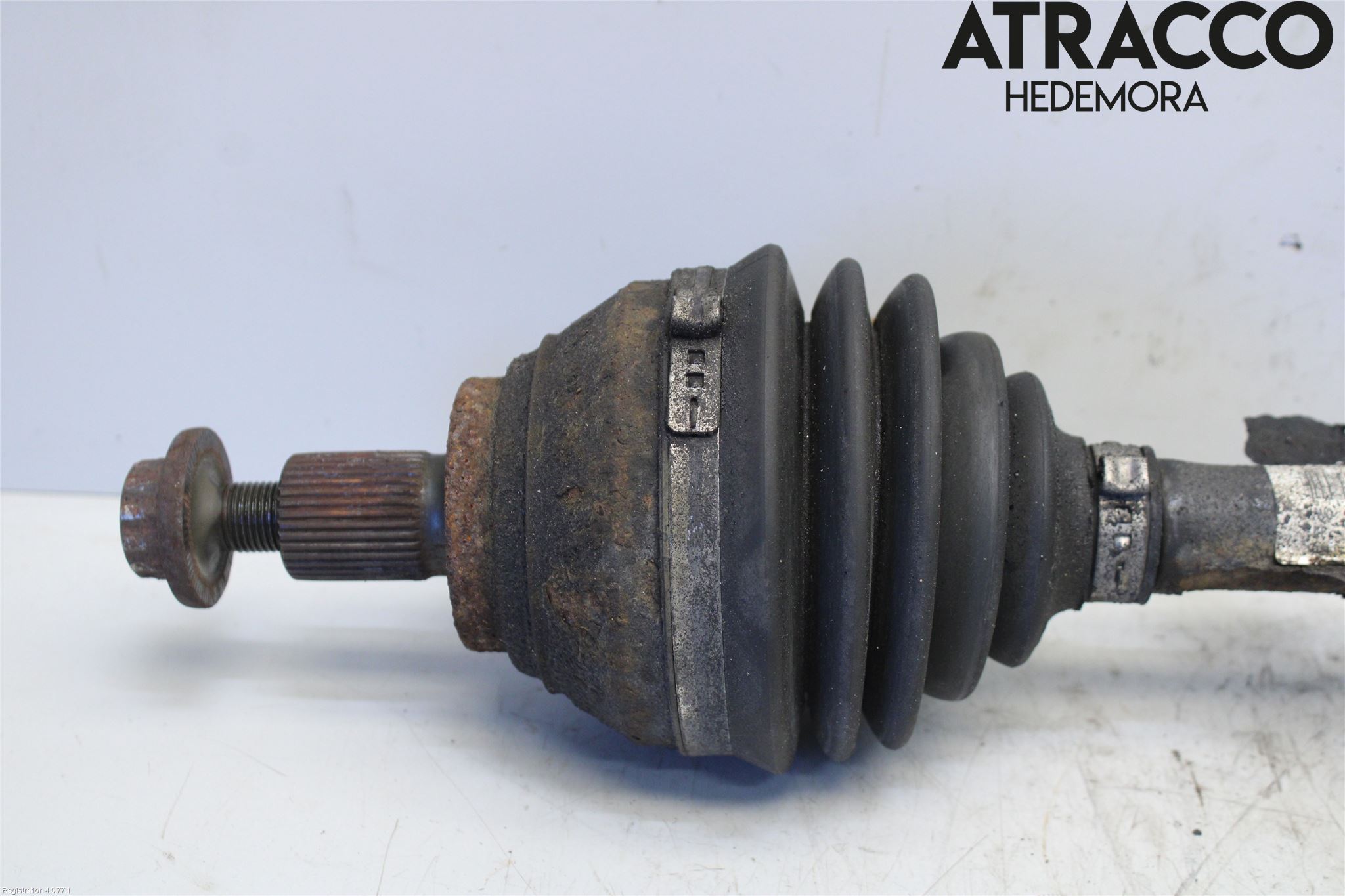 Volkswagen VW TIGUAN 07-16 Drivaxel Fram Höger