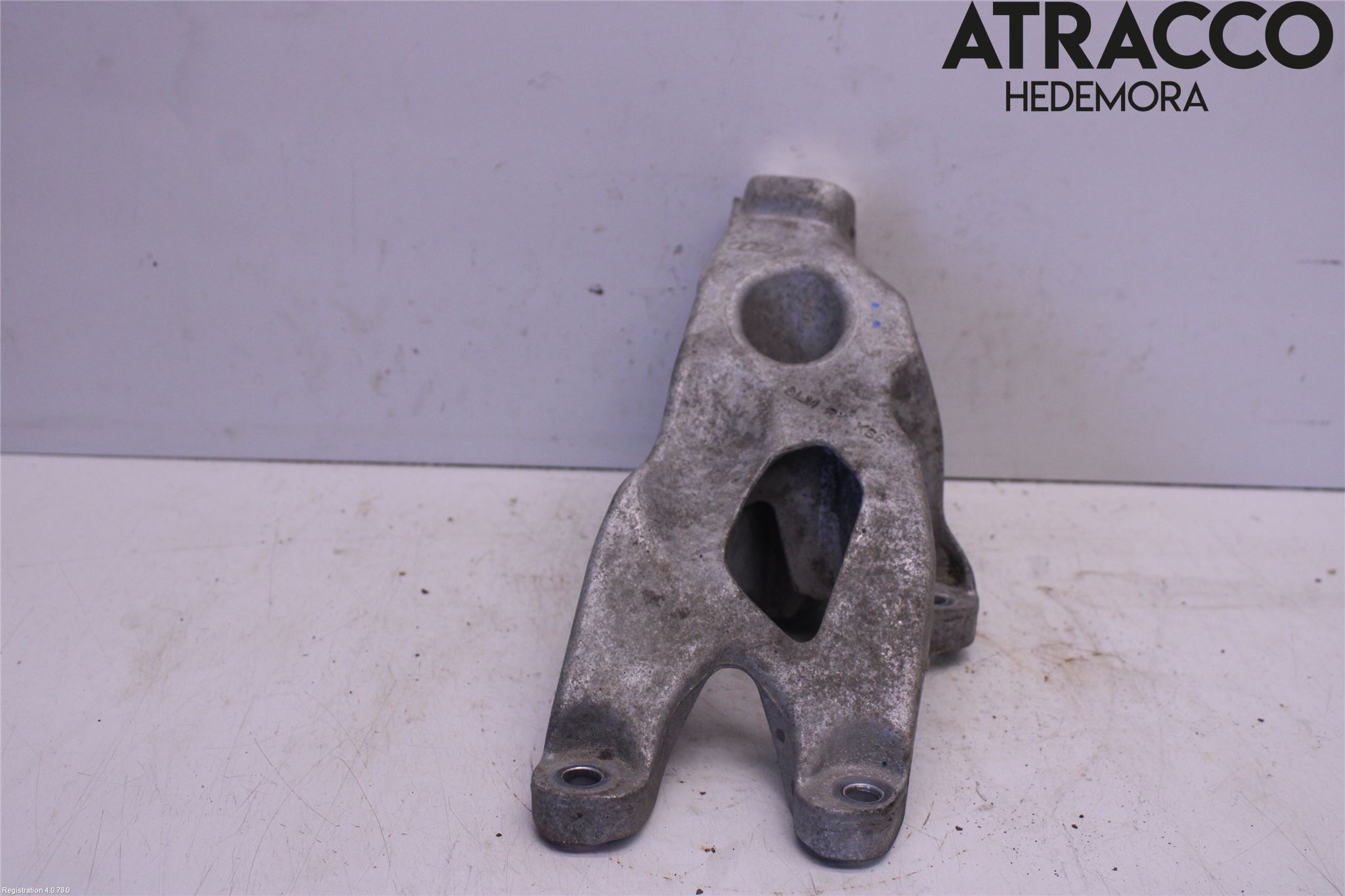 Audi A4 12-15 Motorfäste