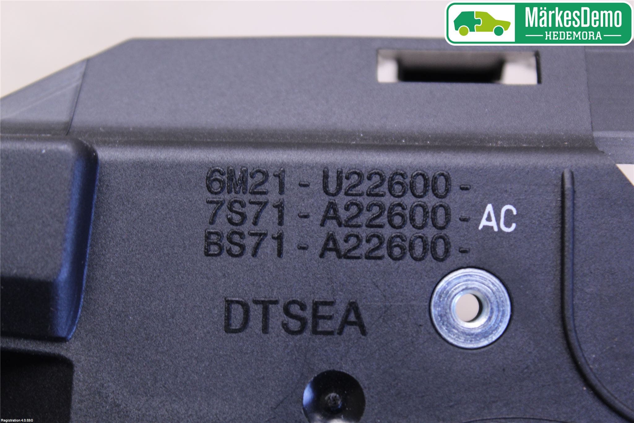 Ford MONDEO 07-15 Dörrhandtag Inre Hö