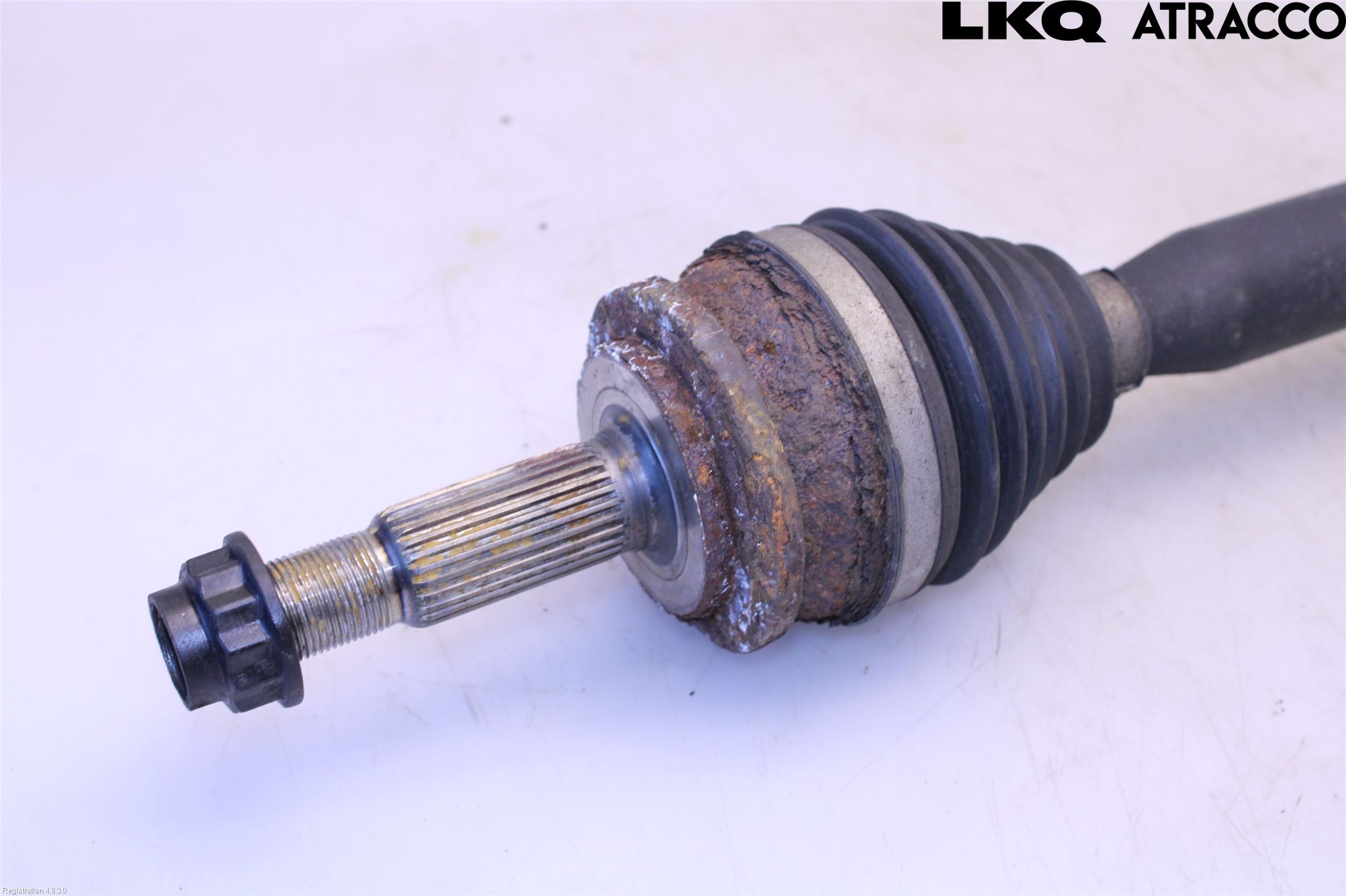 Toyota AVENSIS 09-15 Drivaxel Fram Höger