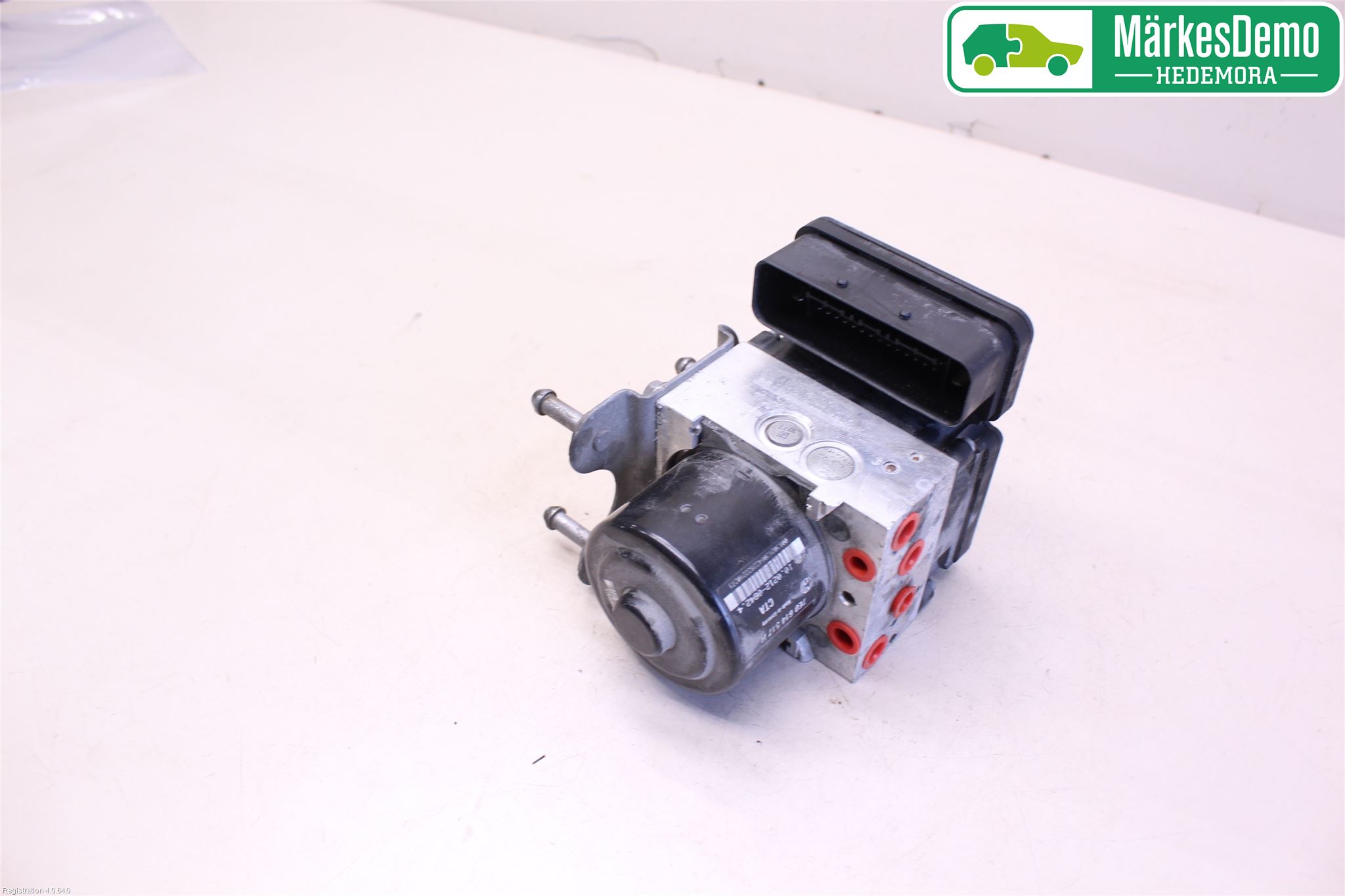 Volkswagen VW TRANSP/CARAVELLE (T5) 04-15 Abs Hydraulaggregat