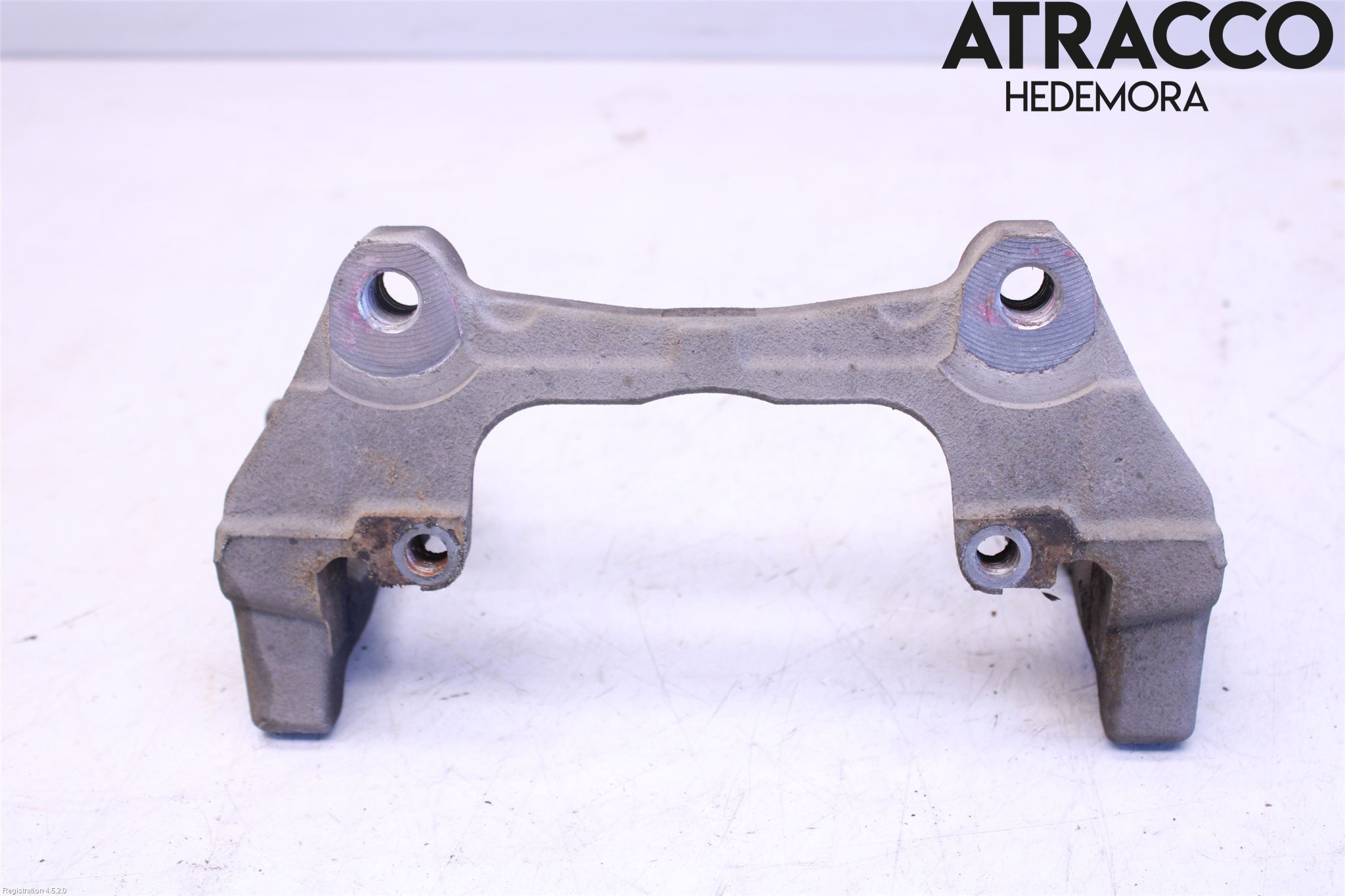 Volvo XC60 18- Bromsokshållare