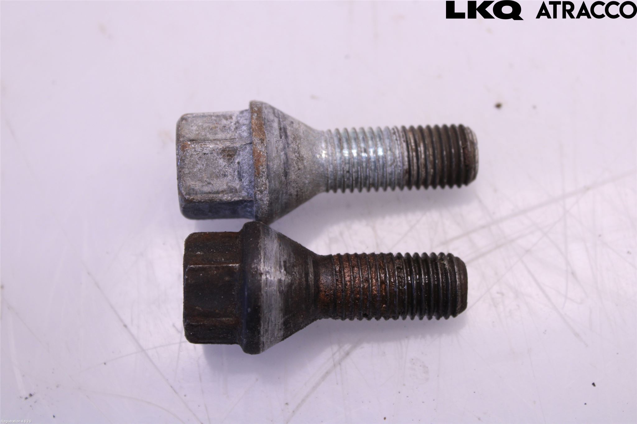 BMW 5 E60/61 Sed/Tou 02-10 Hjulmutter-Bult-Sats