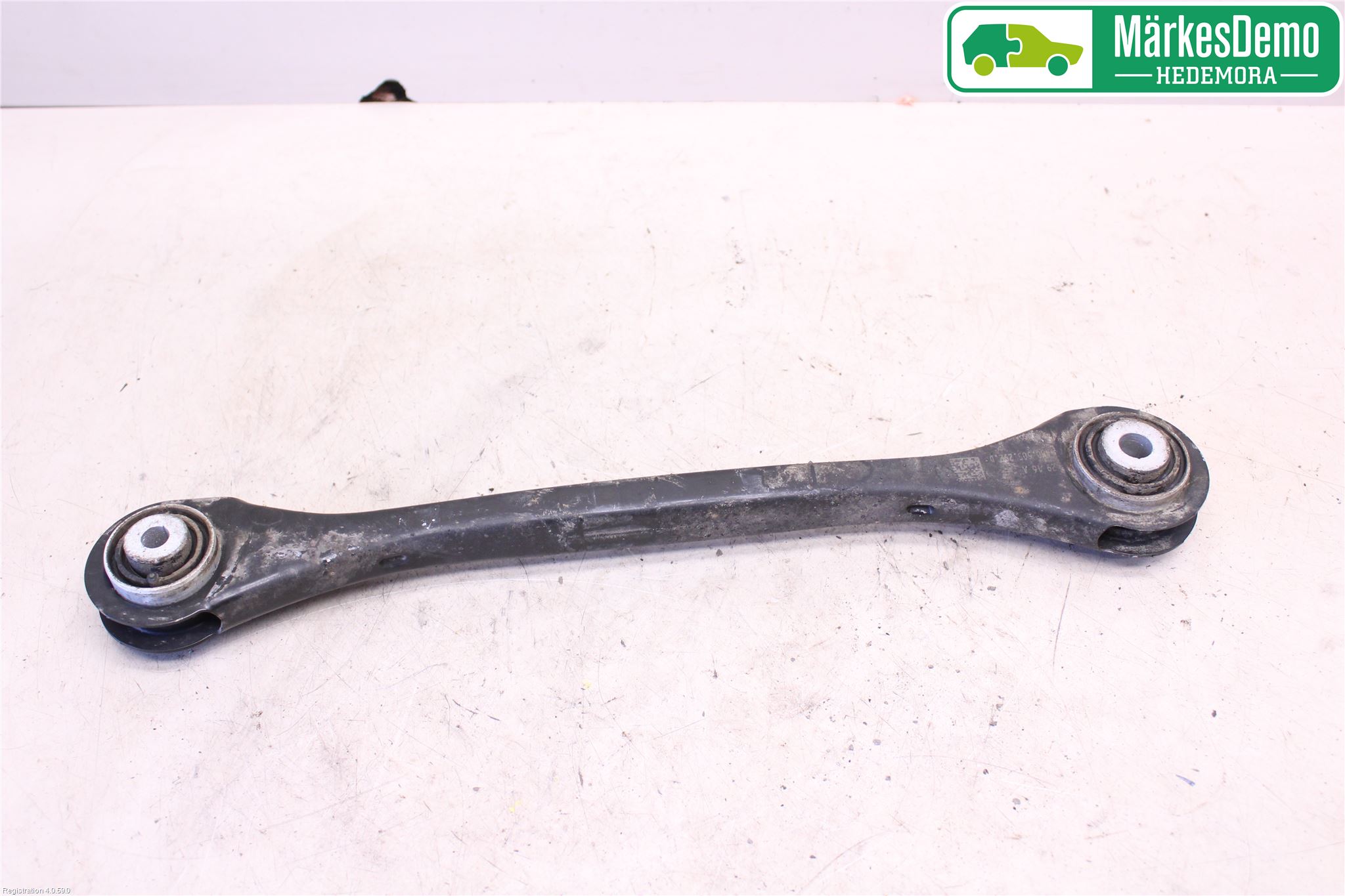 Audi A4/S4 B9 16-19 Bärarm Bak Höger