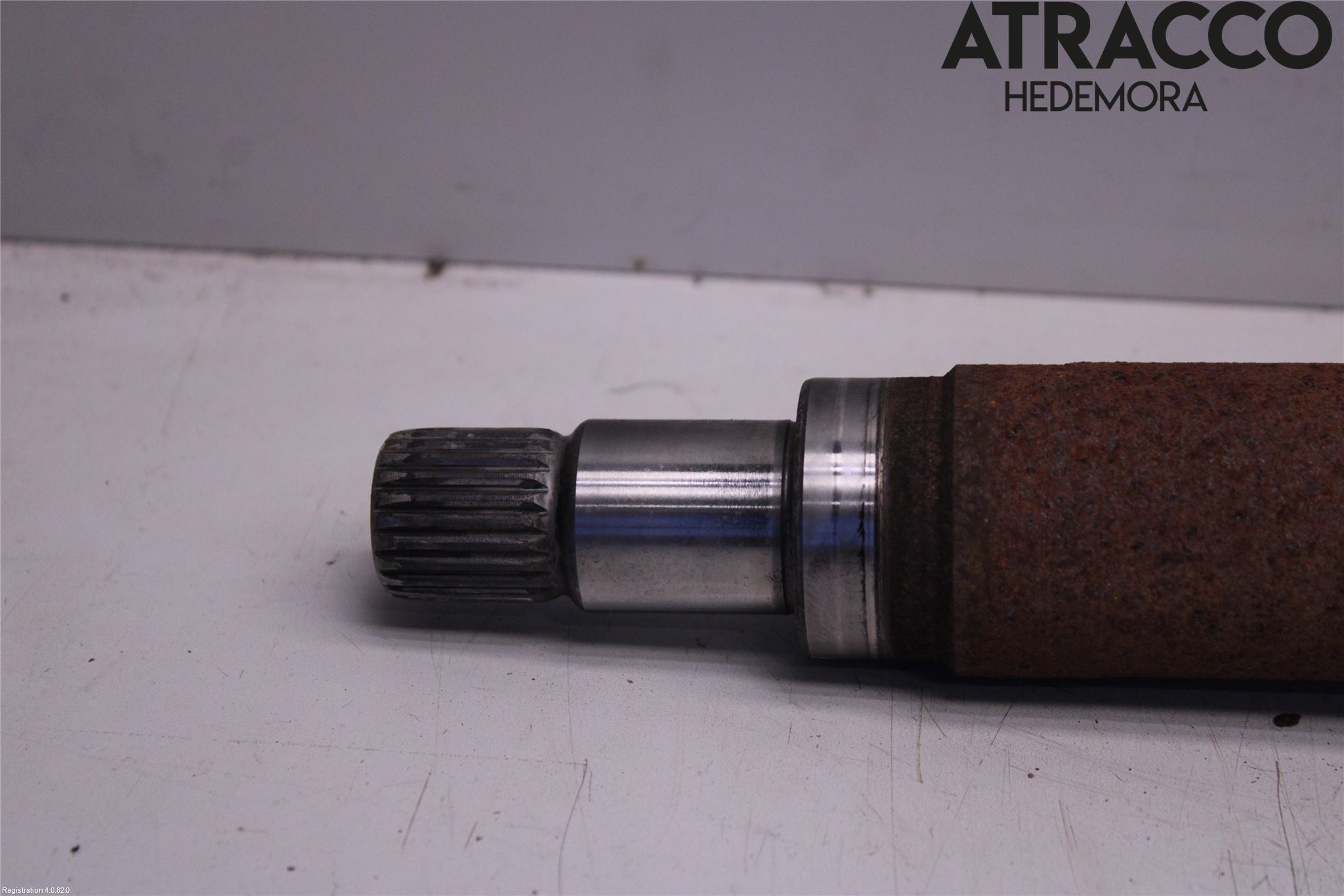 Ford FOCUS     04-07 Drivaxel Fram Höger