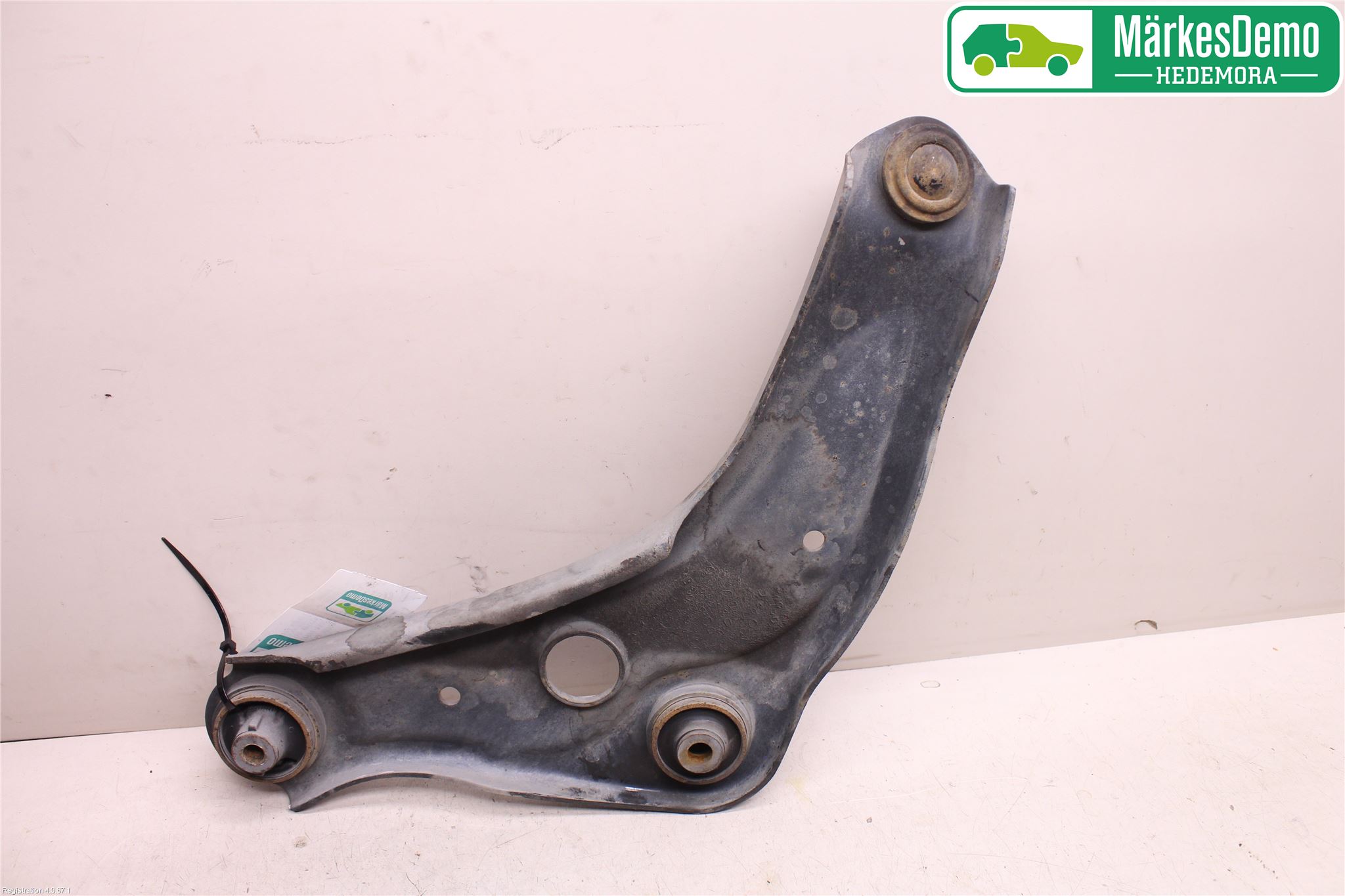Nissan QASHQAI 14-17 Bärarm Fram Undre Hö