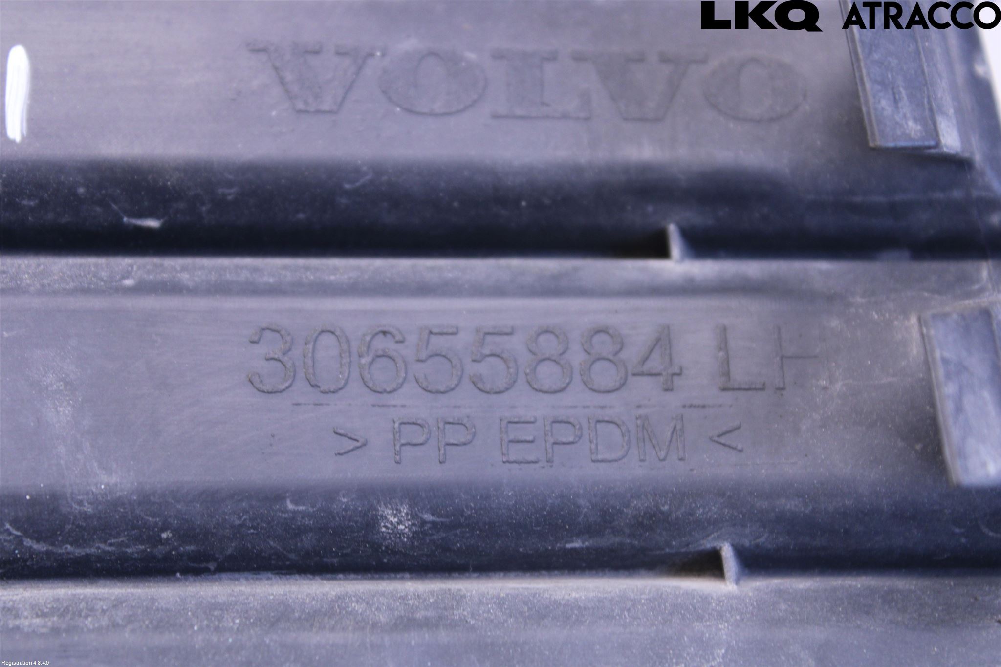 Volvo V50 04-07 Dimljussarg Fram