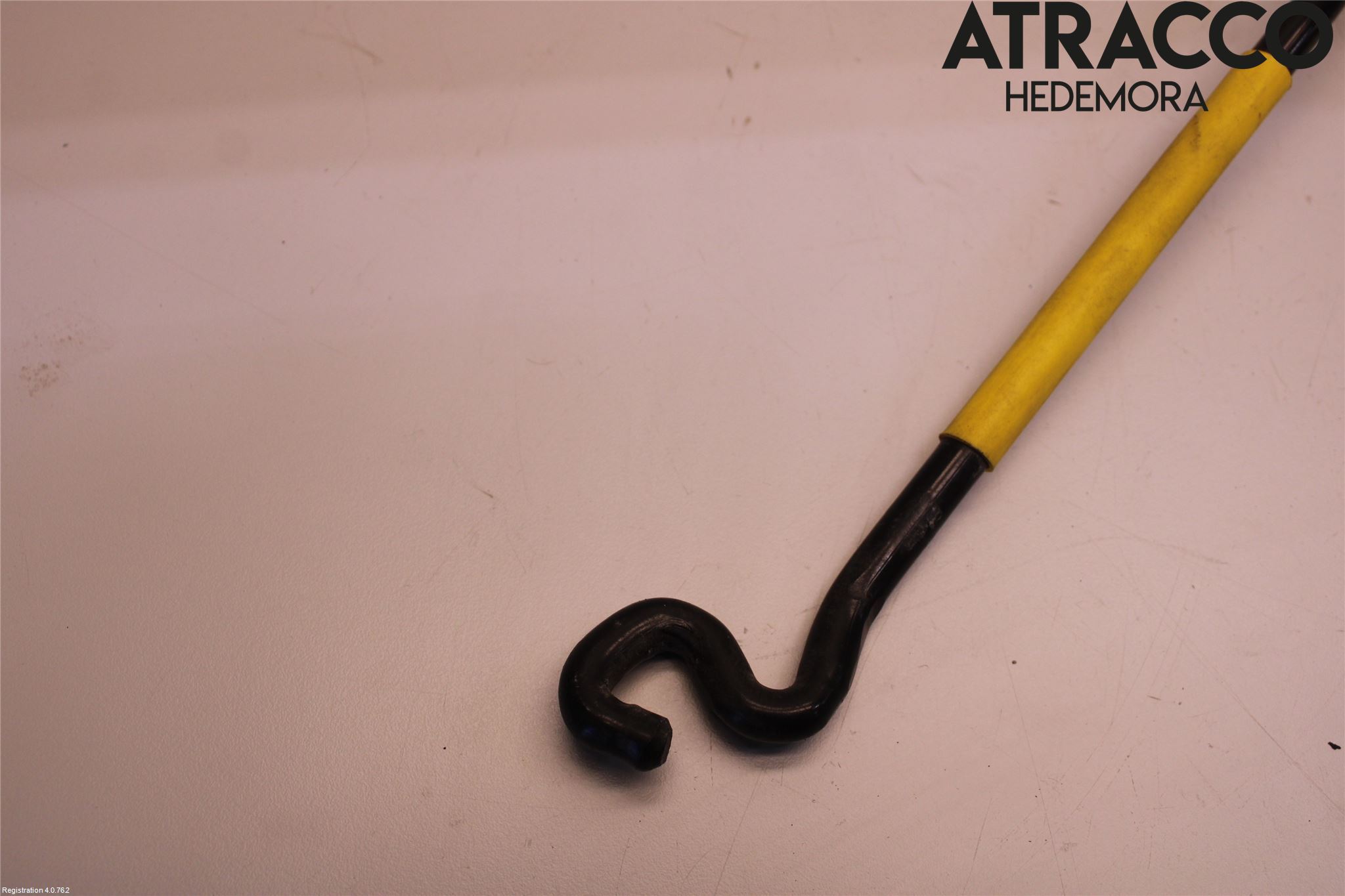 Ford FOCUS 15-18 Huv Stag-Pinne