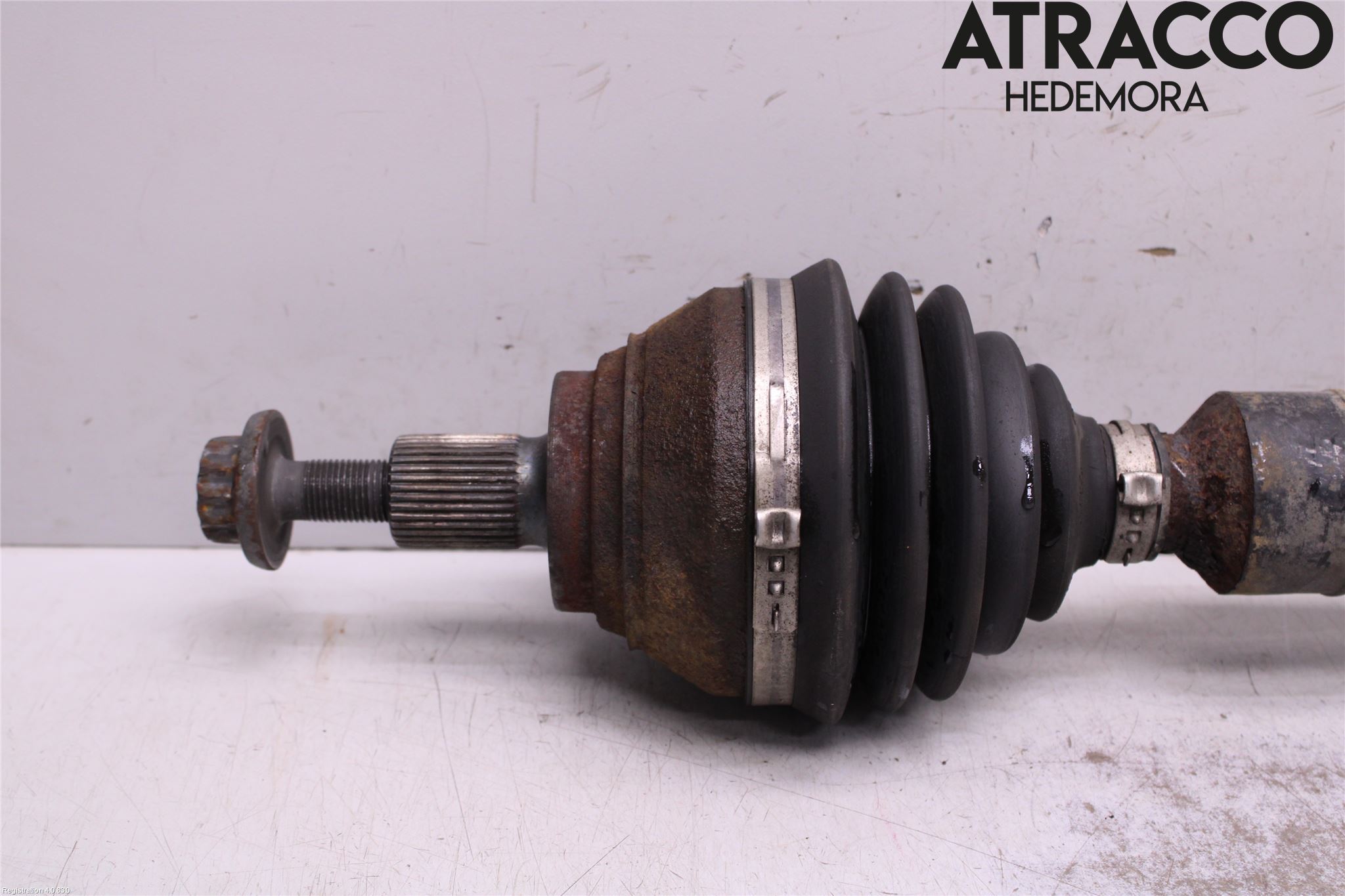 Volkswagen VW PASSAT CC 08-16 Drivaxel Fram Höger