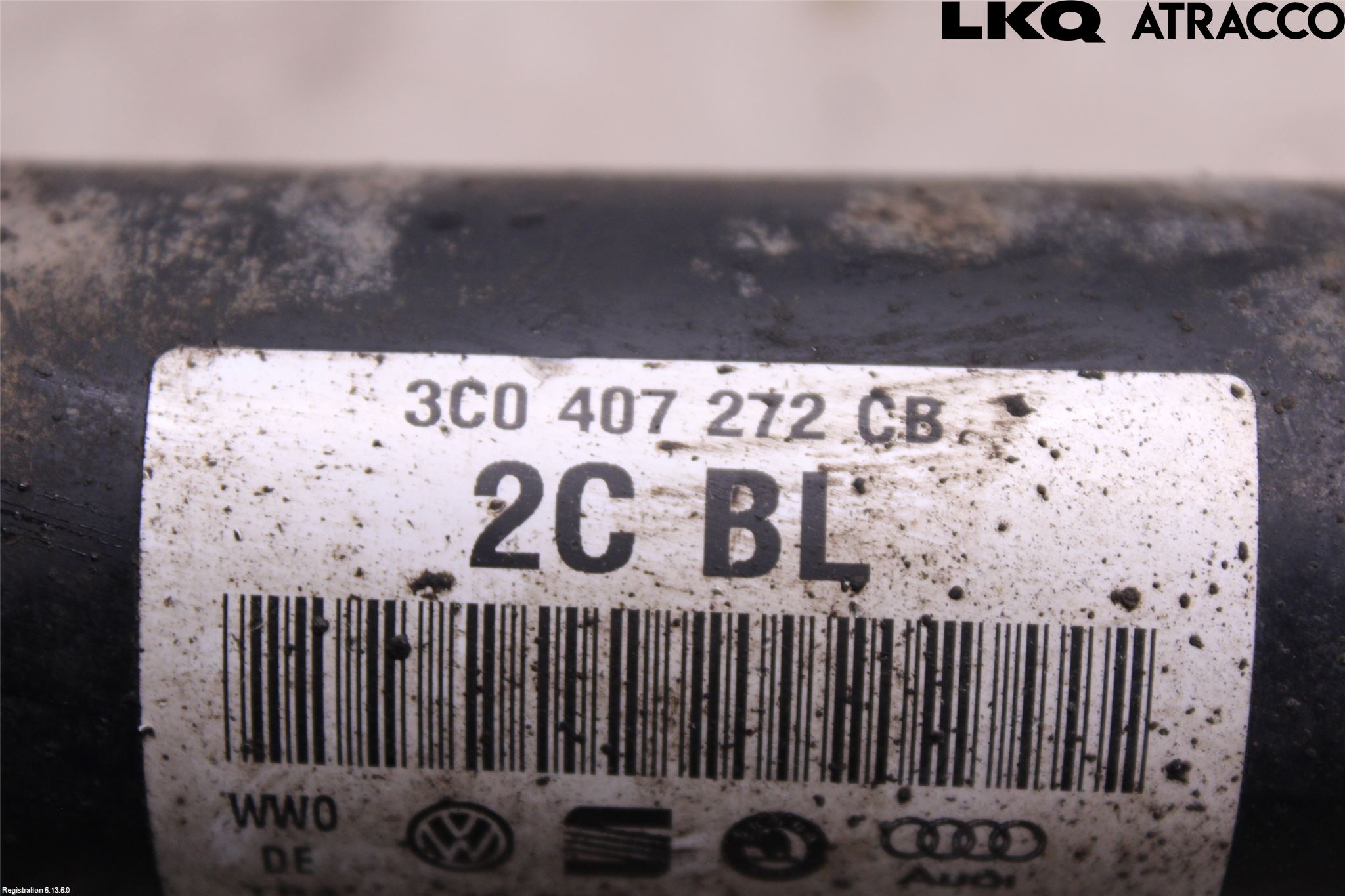 Volkswagen VW PASSAT 11-14 Drivaxel Fram Höger