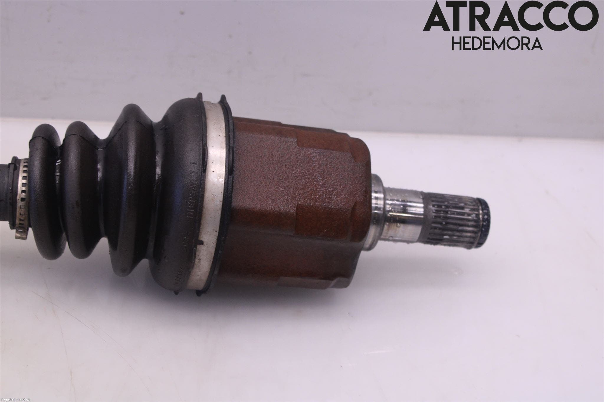 Kia CEED 06-12 Drivaxel Fram Höger