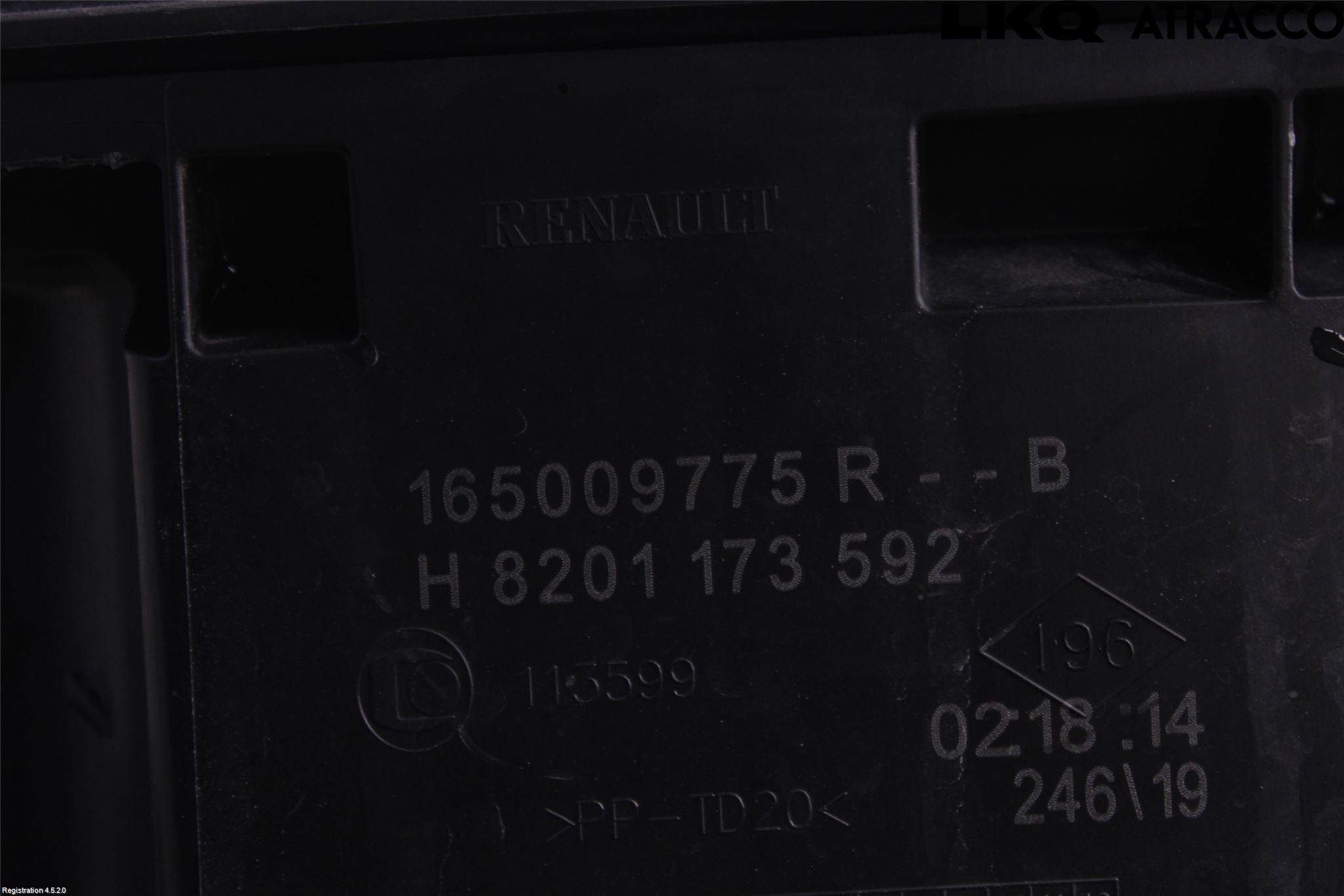 Dacia DUSTER 18-24 Luftrenare