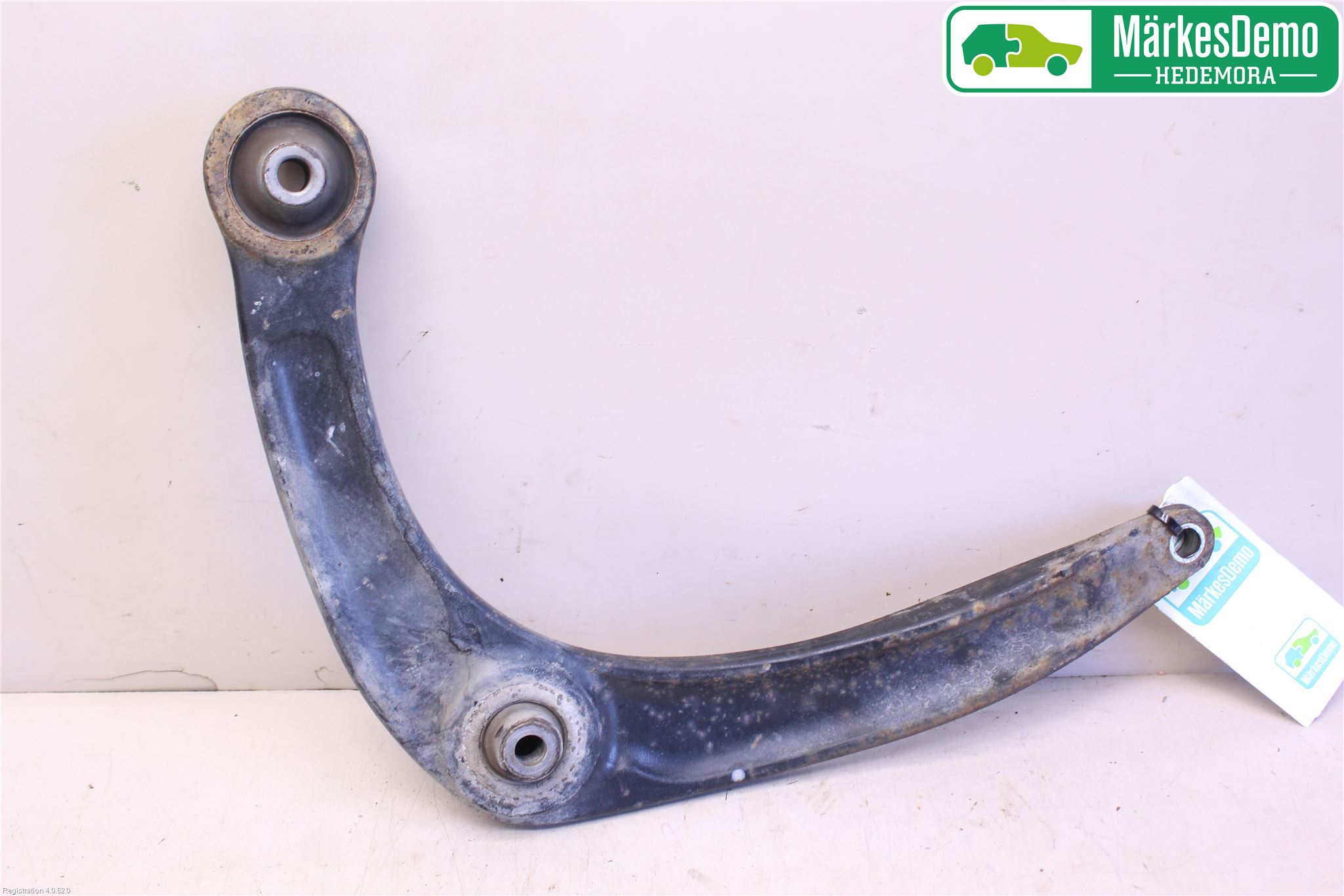 Peugeot PARTNER 08-15 Bärarm Fram Undre Hö