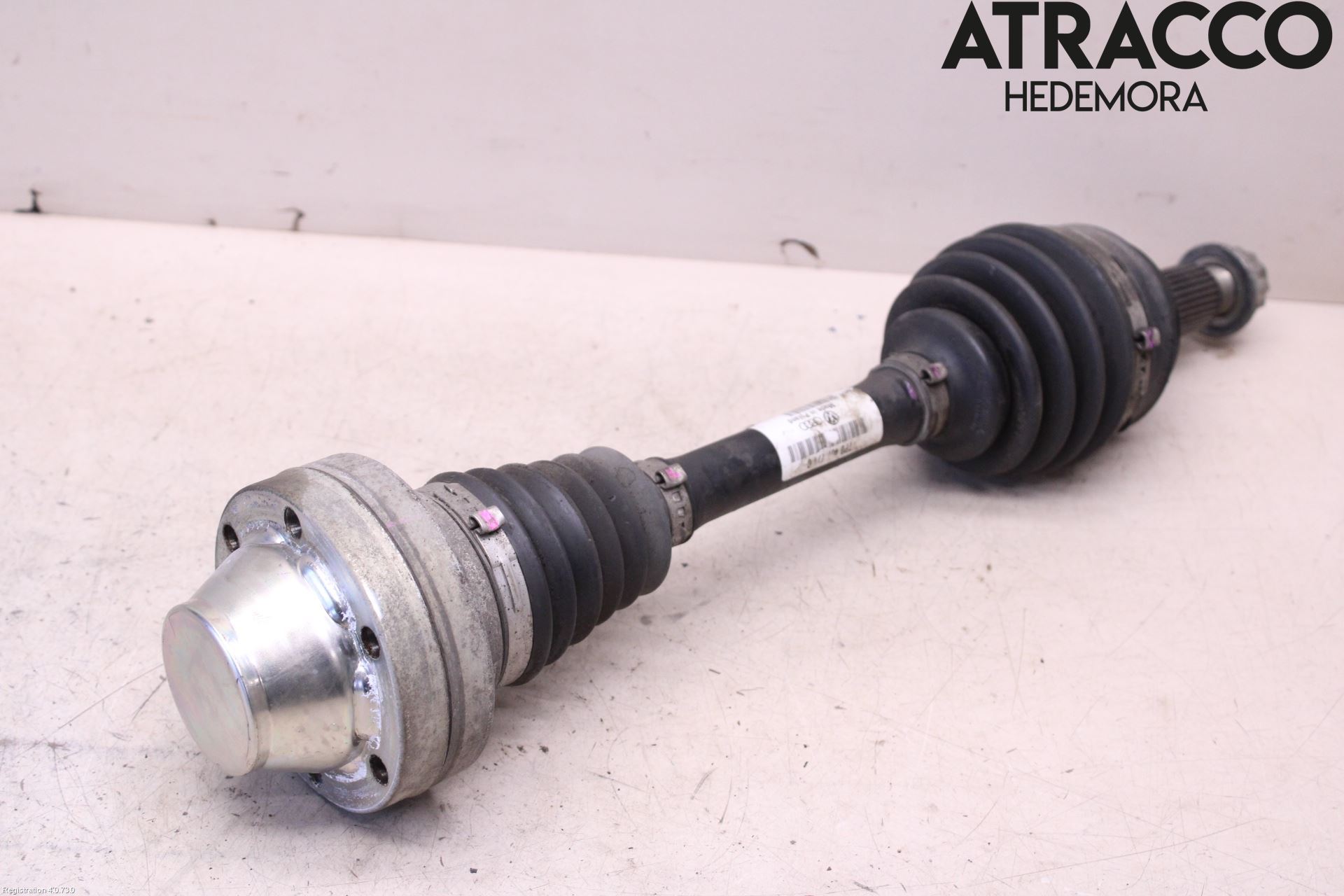 Audi Q7/SQ7 Drivaxel Fram Höger