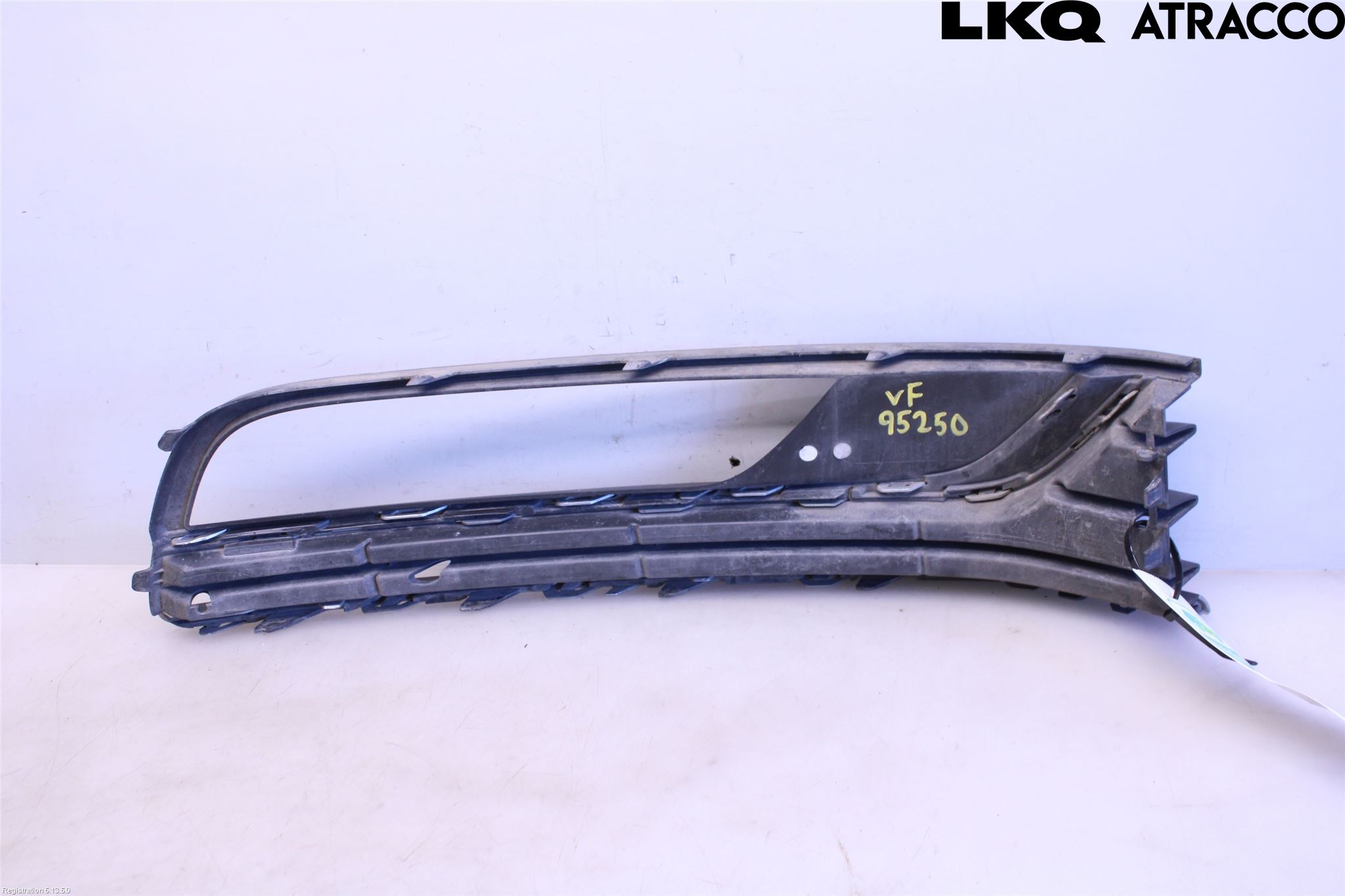 Volkswagen VW PASSAT 11-14 Dimljussarg Fram