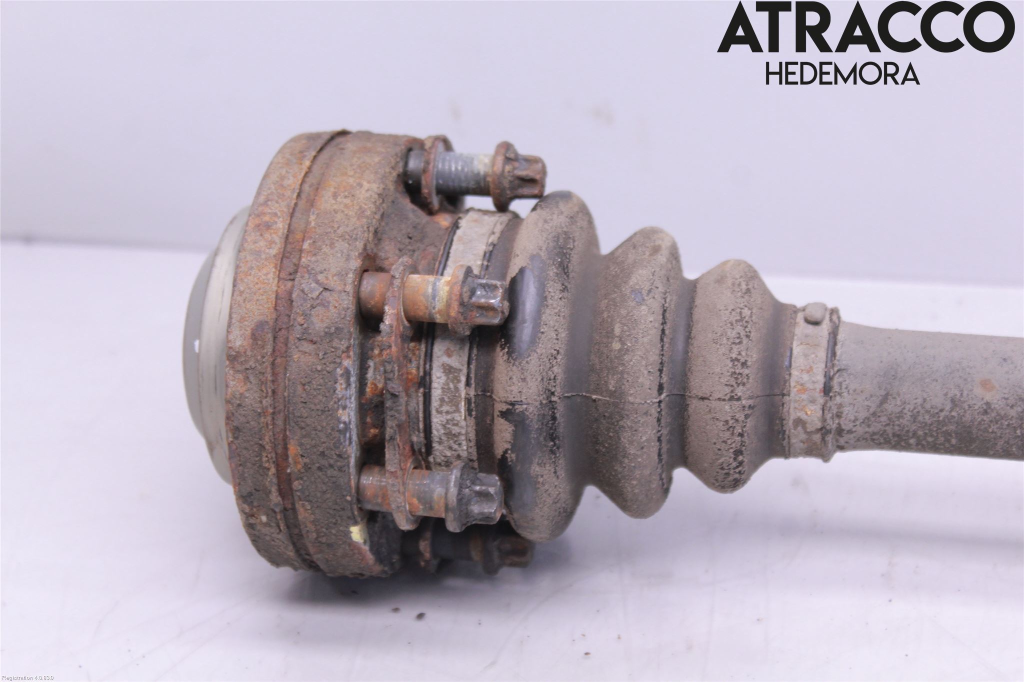 BMW X5 E53     99-06 Drivaxel Bak Vänster