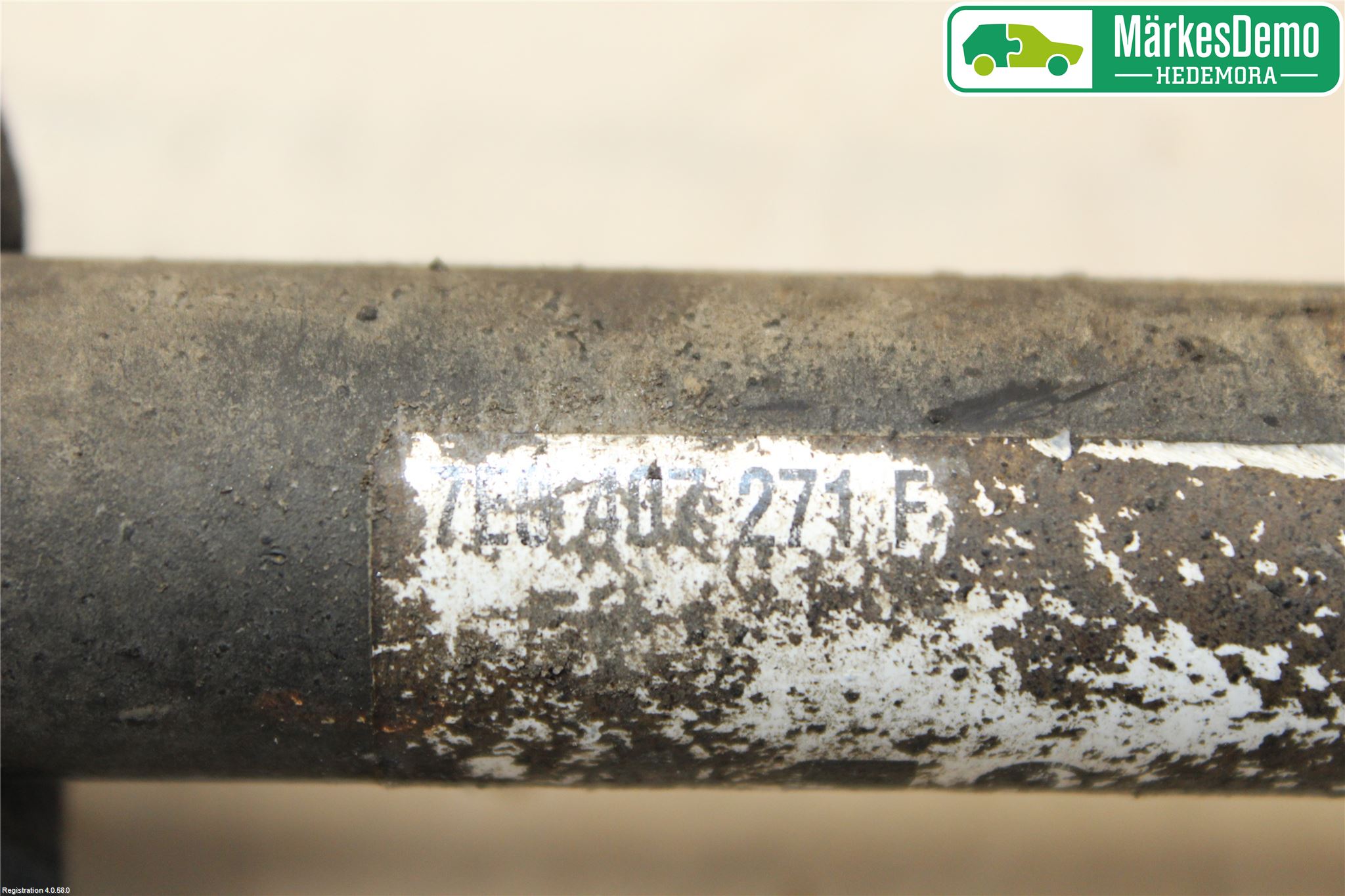Volkswagen VW TRANSP/CARAVELLE (T5) 04-15 Drivaxel Fram Vänster