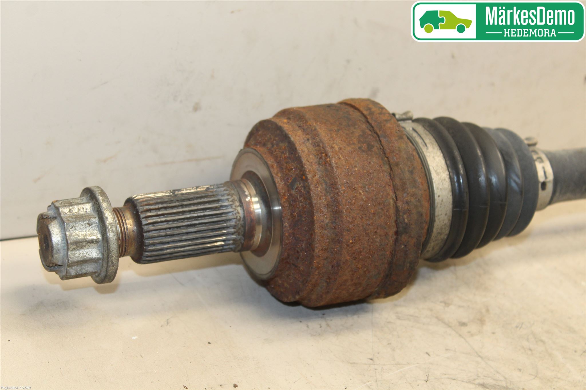 Audi Q7/SQ7 Drivaxel Bak Höger