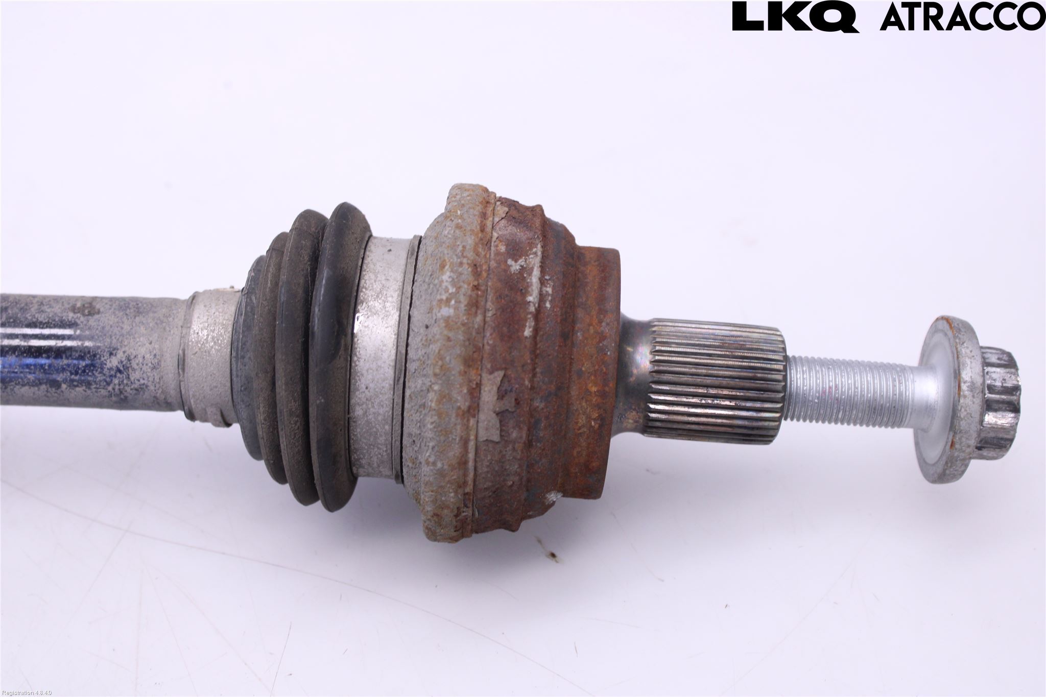 Volkswagen VW TIGUAN 16-24 Drivaxel Bak Höger
