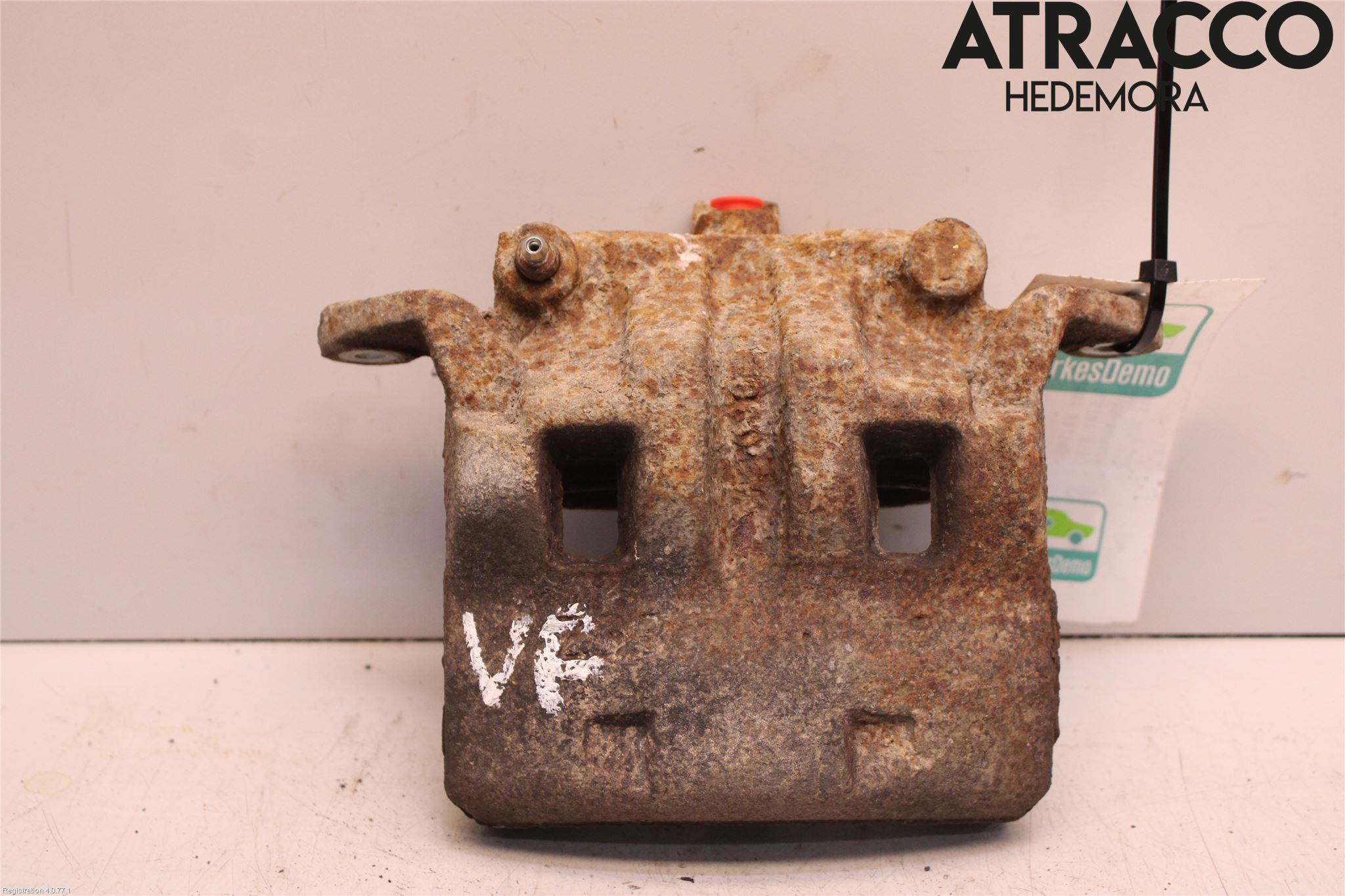 Nissan NAVARA 05-16 Bromsok Fram Vänster