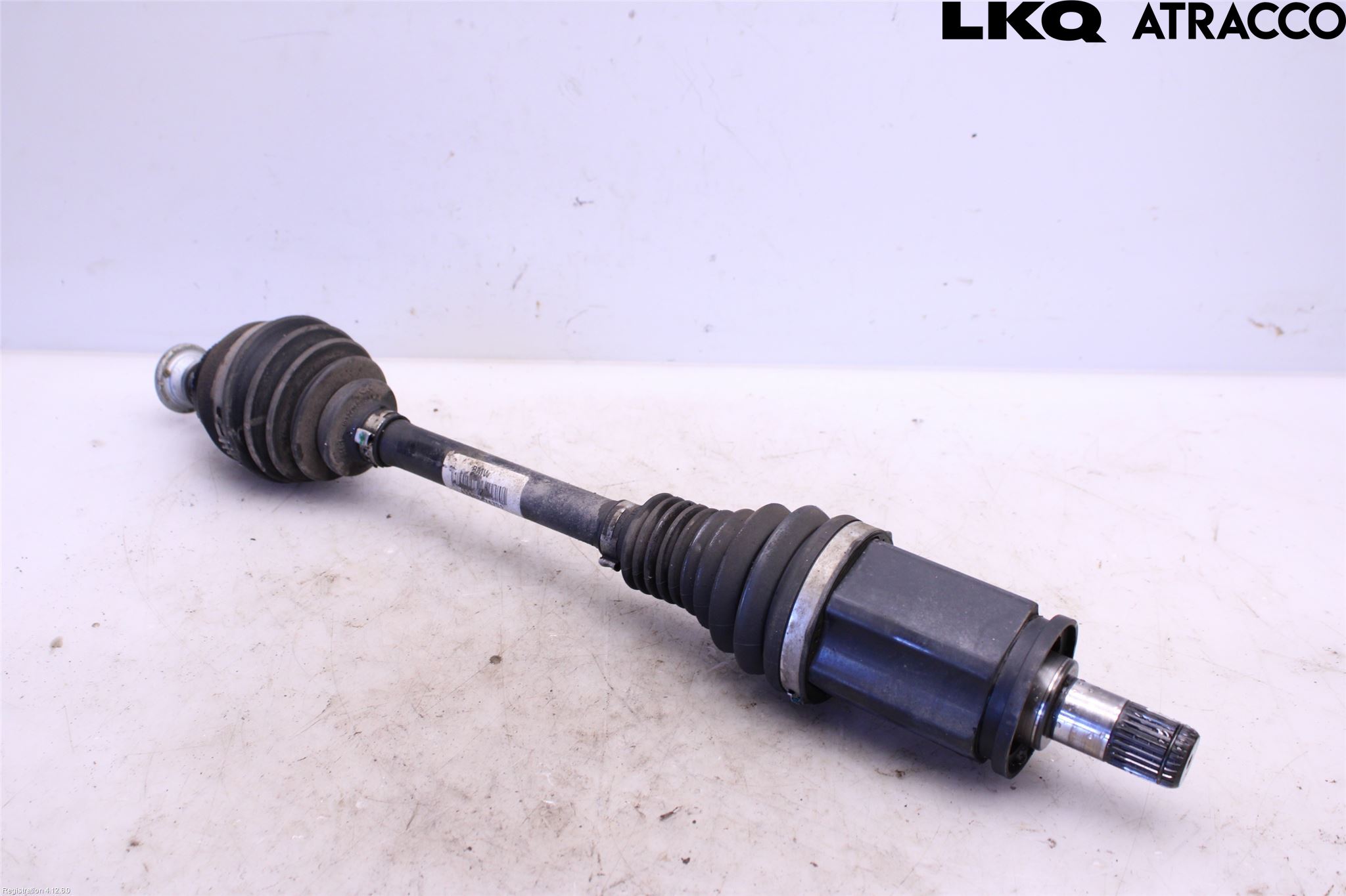 BMW 5 G30/G31/F90 17-23 Drivaxel Fram Vänster
