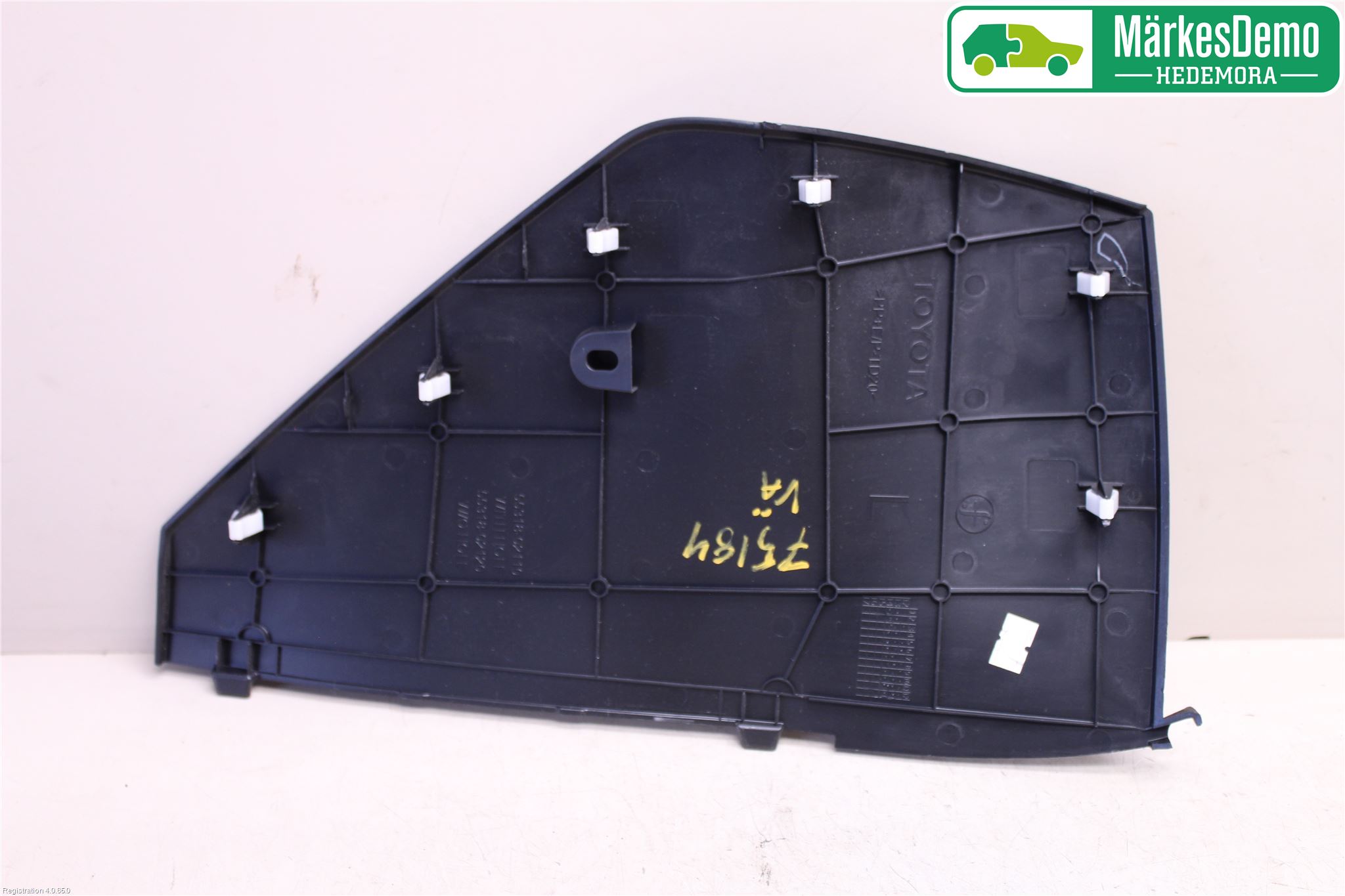 Toyota AURIS 13-19 Instrumentbräda