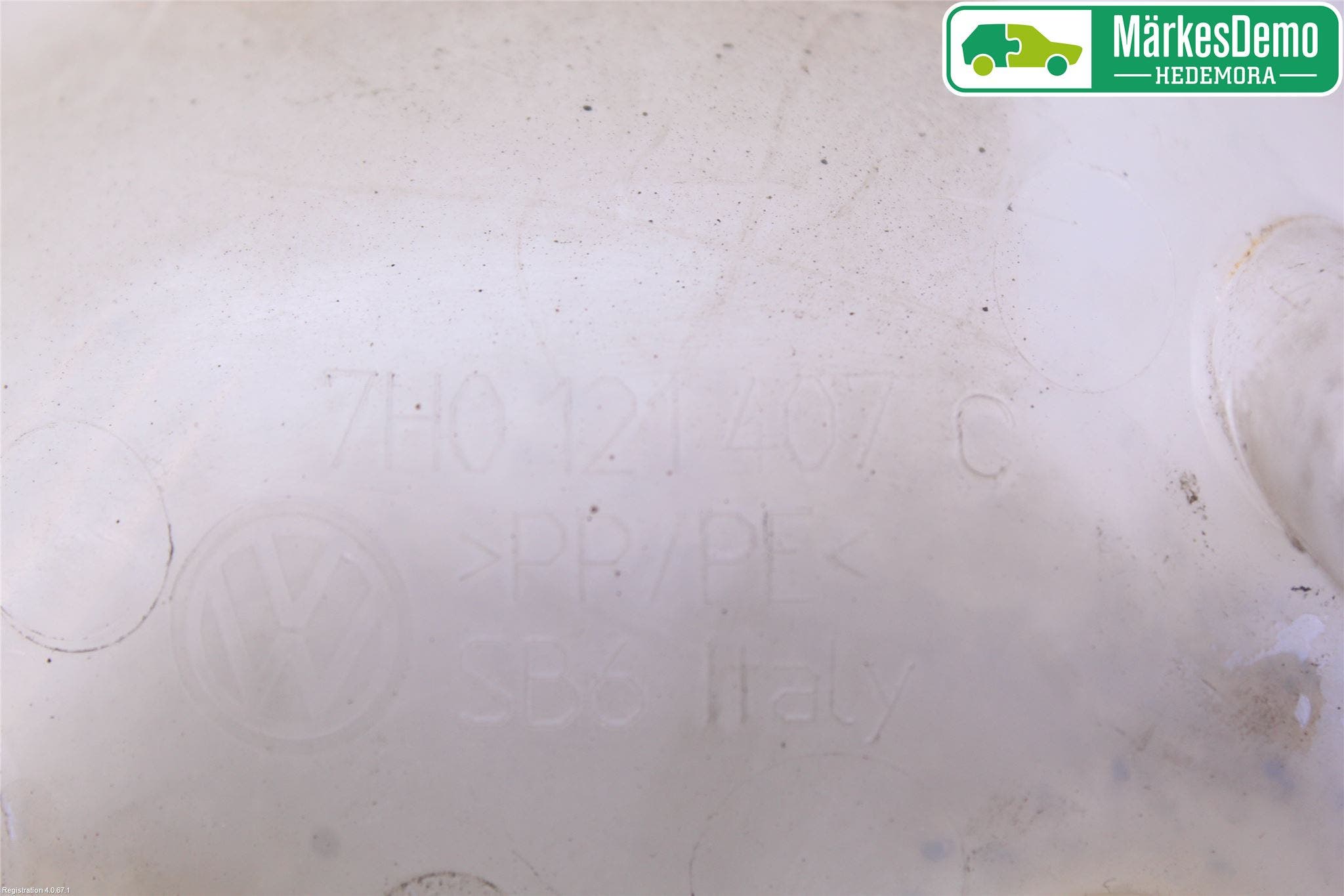 Volkswagen VW TRANSP/CARAVELLE (T5) 04-15 Expansionstank