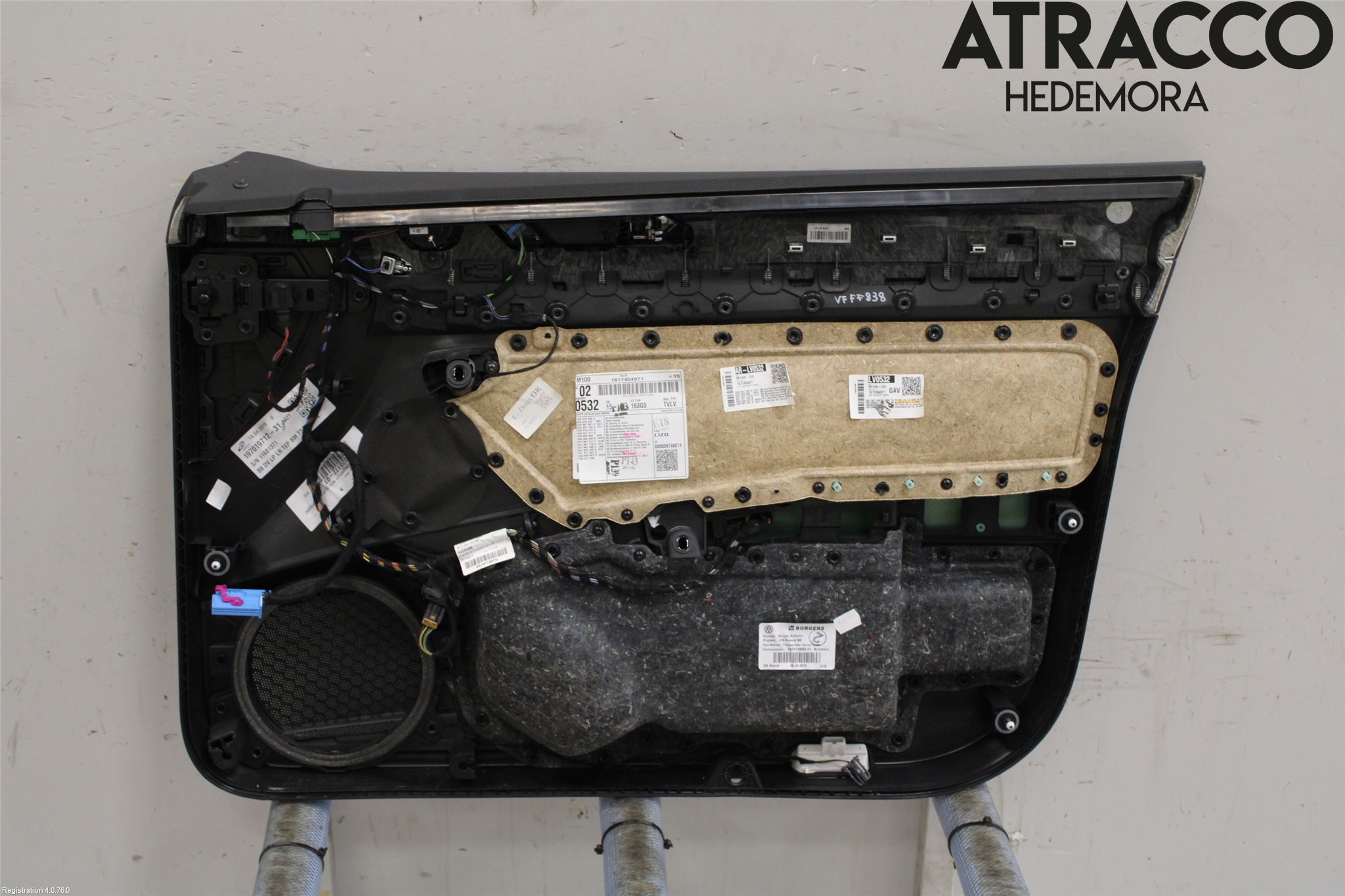 Volkswagen VW PASSAT 15-19 Dörrklädsel Vä