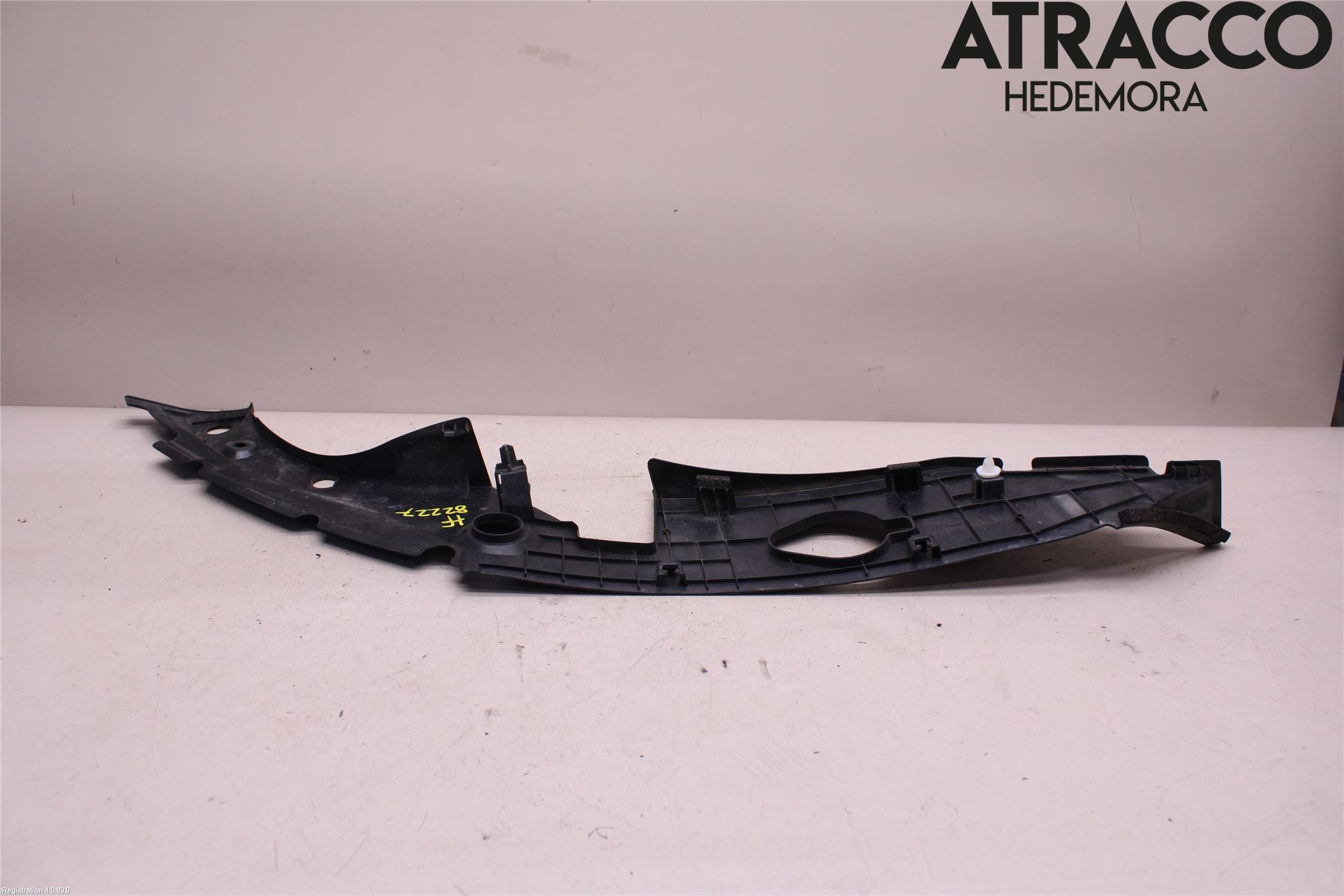 Honda CIVIC 17-22 Front Huvlåsplåt-Balk