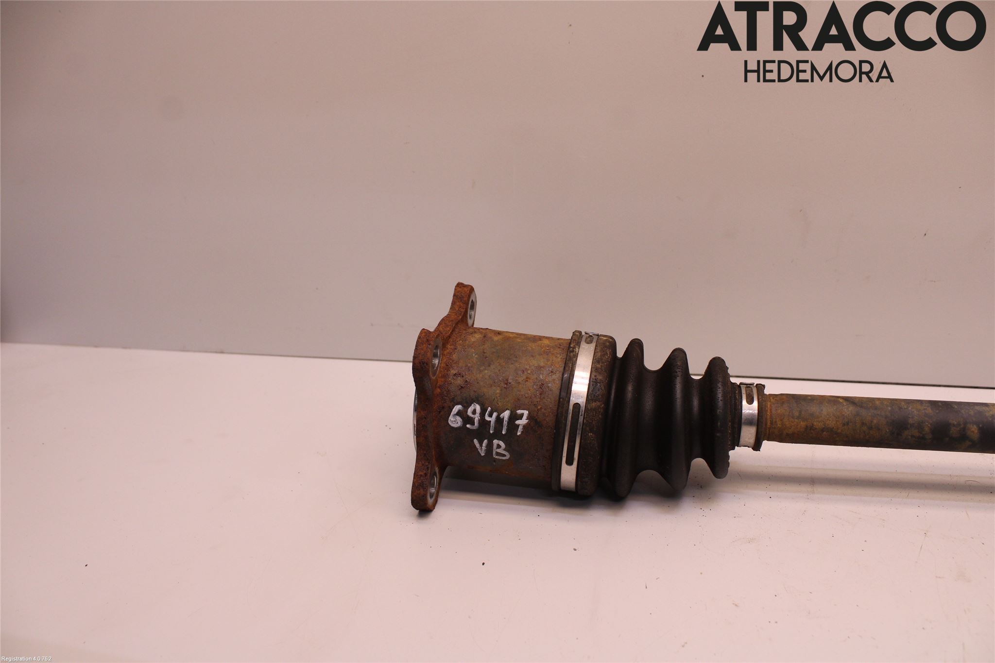 Lexus NX 300h 15-21 Drivaxel Bak Vänster