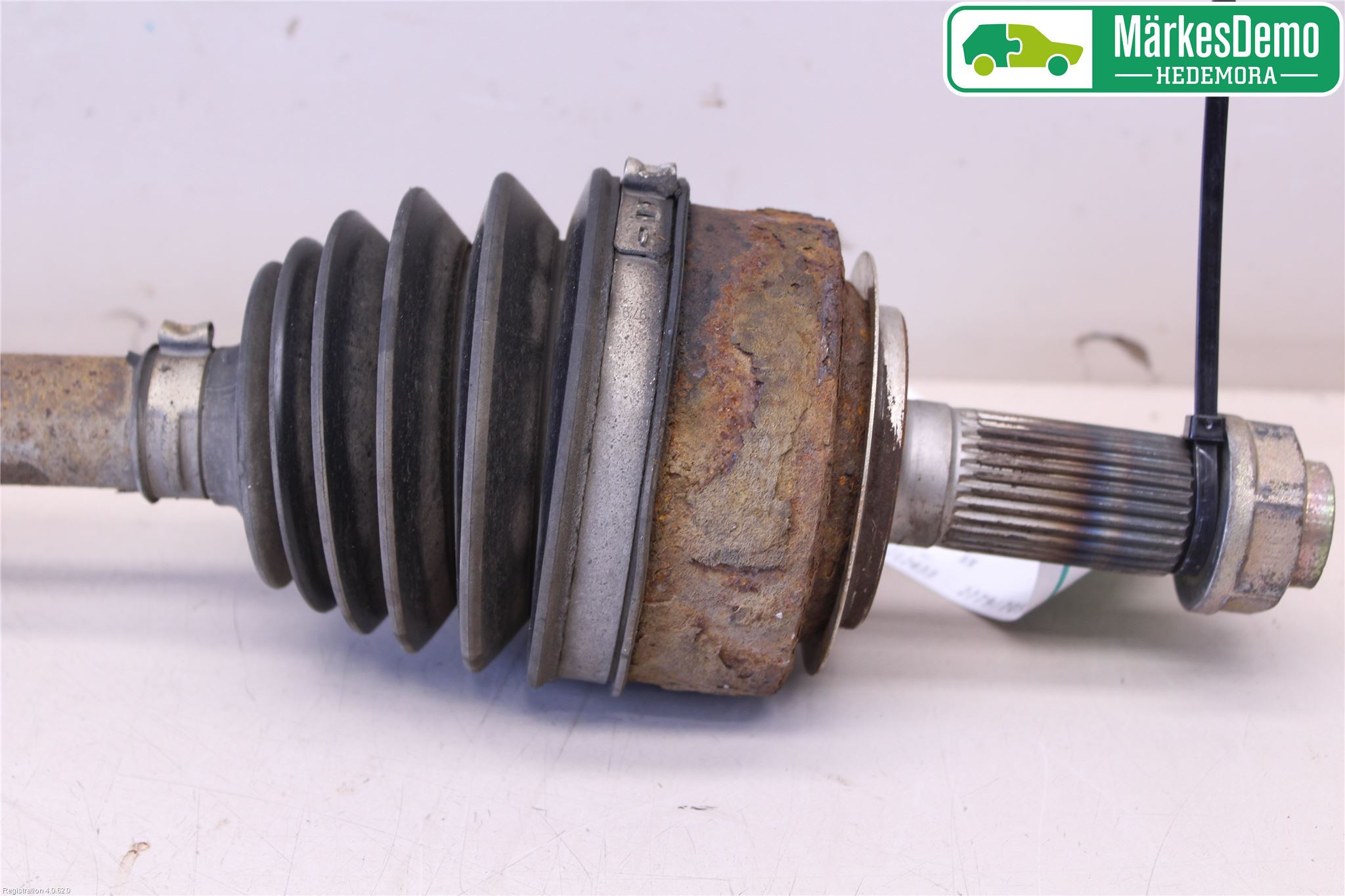 Honda CR-V 02-06 Drivaxel Fram Vänster