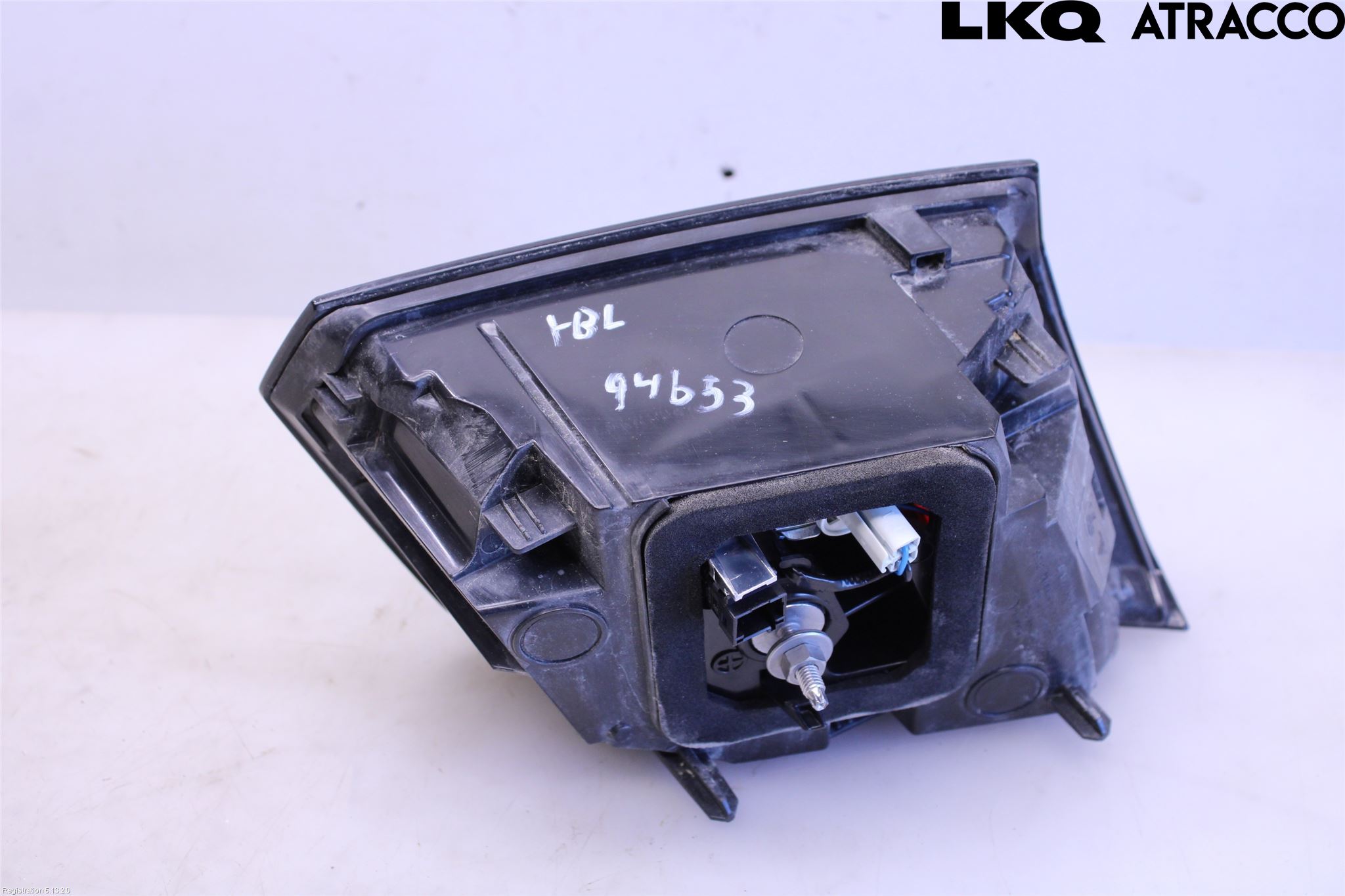 Peugeot 3008 17-24 Bakljus Lucka Hö
