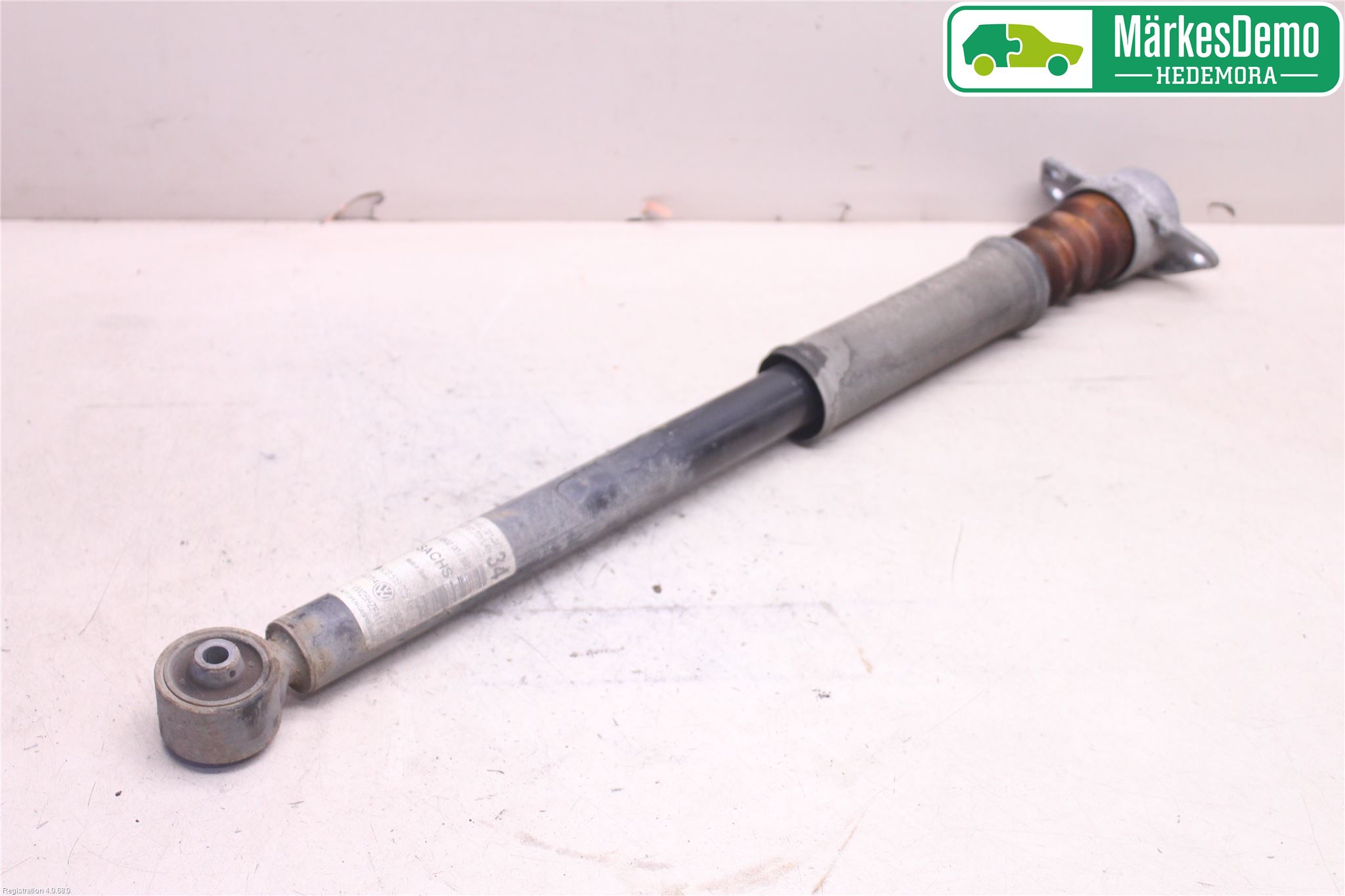 Volkswagen VW POLO 10-17 Stötdämpare Bak