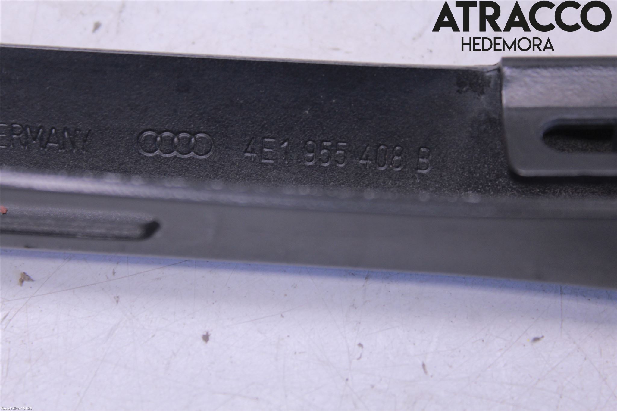 Audi A8/S8 4E  02-09 Torkararm Armar Vindruta