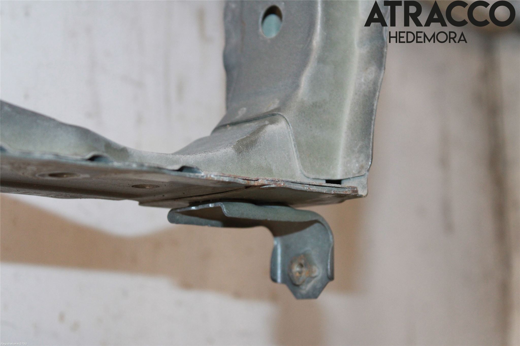 Toyota RAV4 13-18 Frontplåt Undre