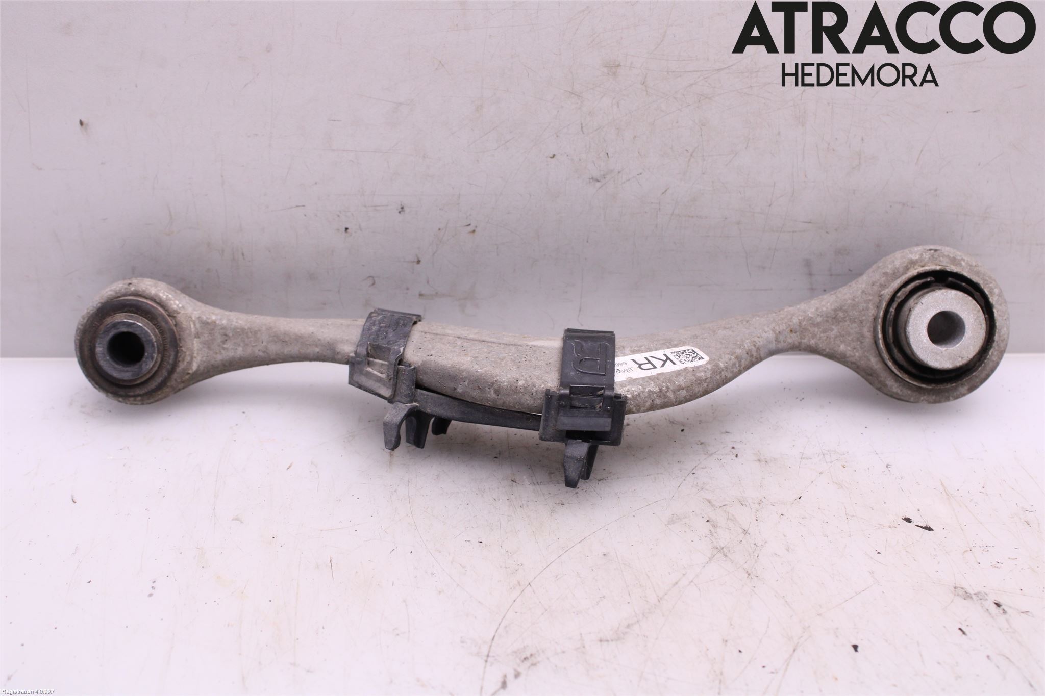 BMW 5 G30/G31/F90 17-23 Bärarm Bak Övre Höger