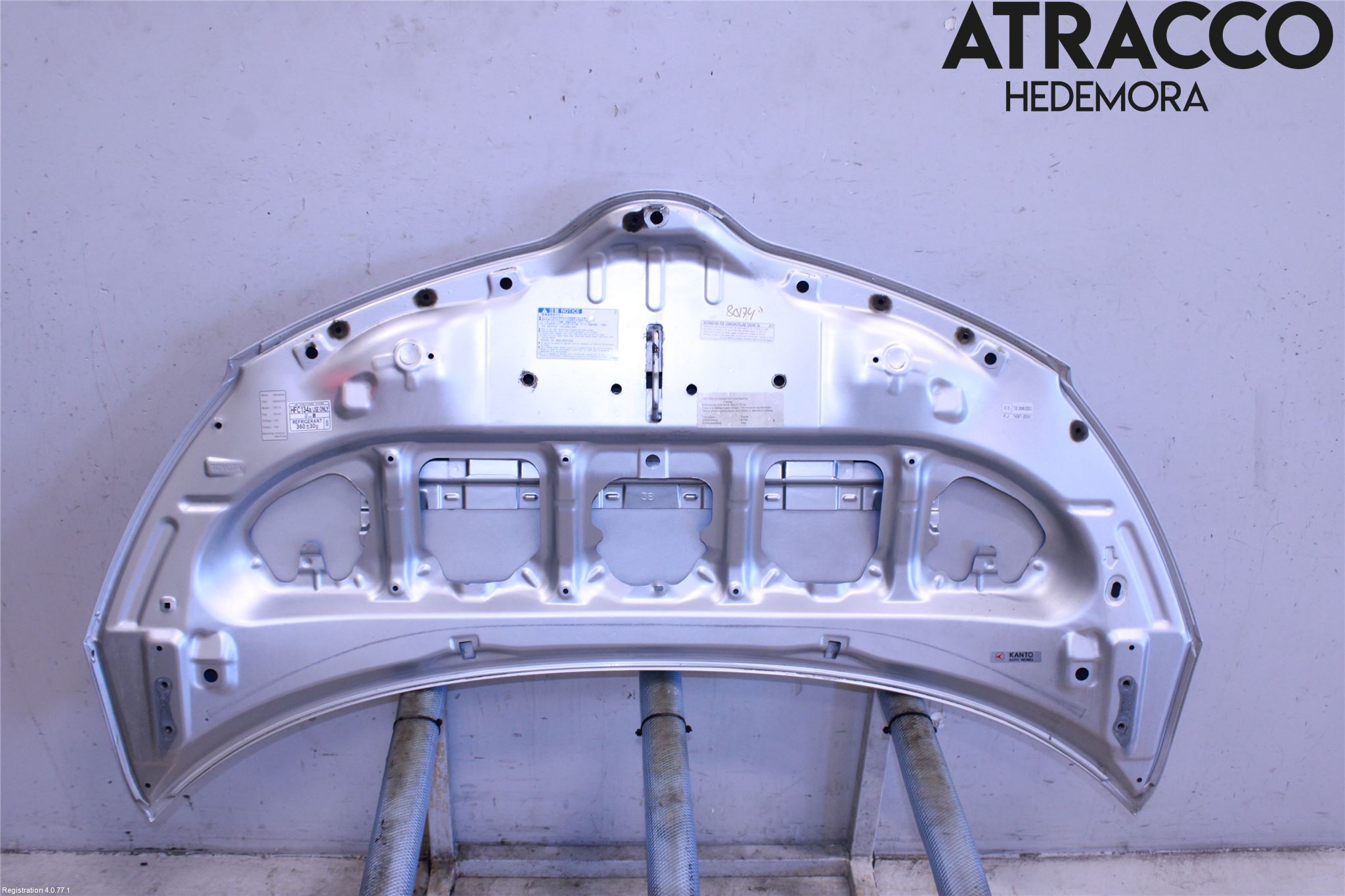 Toyota URBAN CRUISER Huv Fram