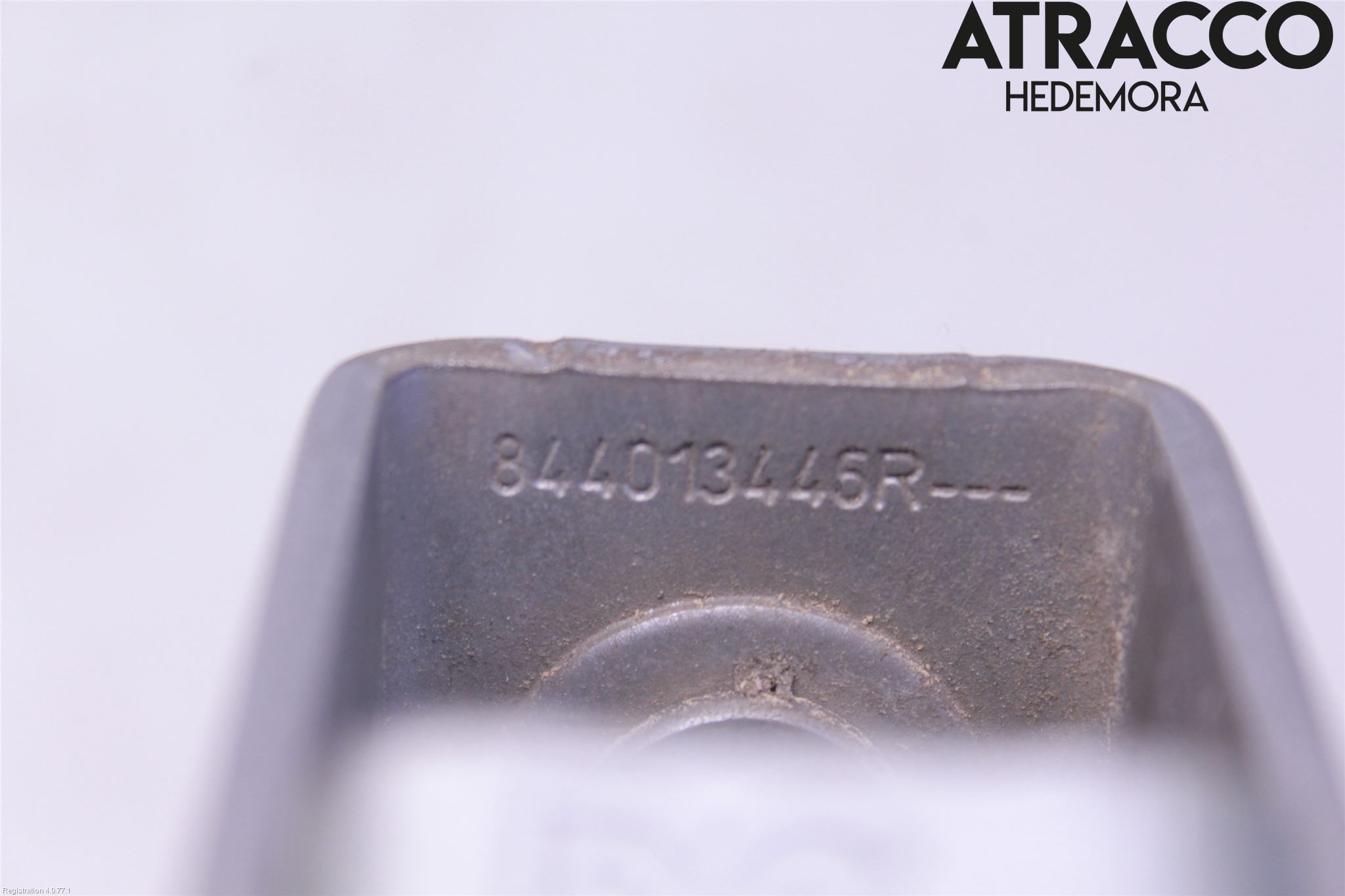 Renault ZOE/E-TECH 13- Bakluckegångjärn Vä