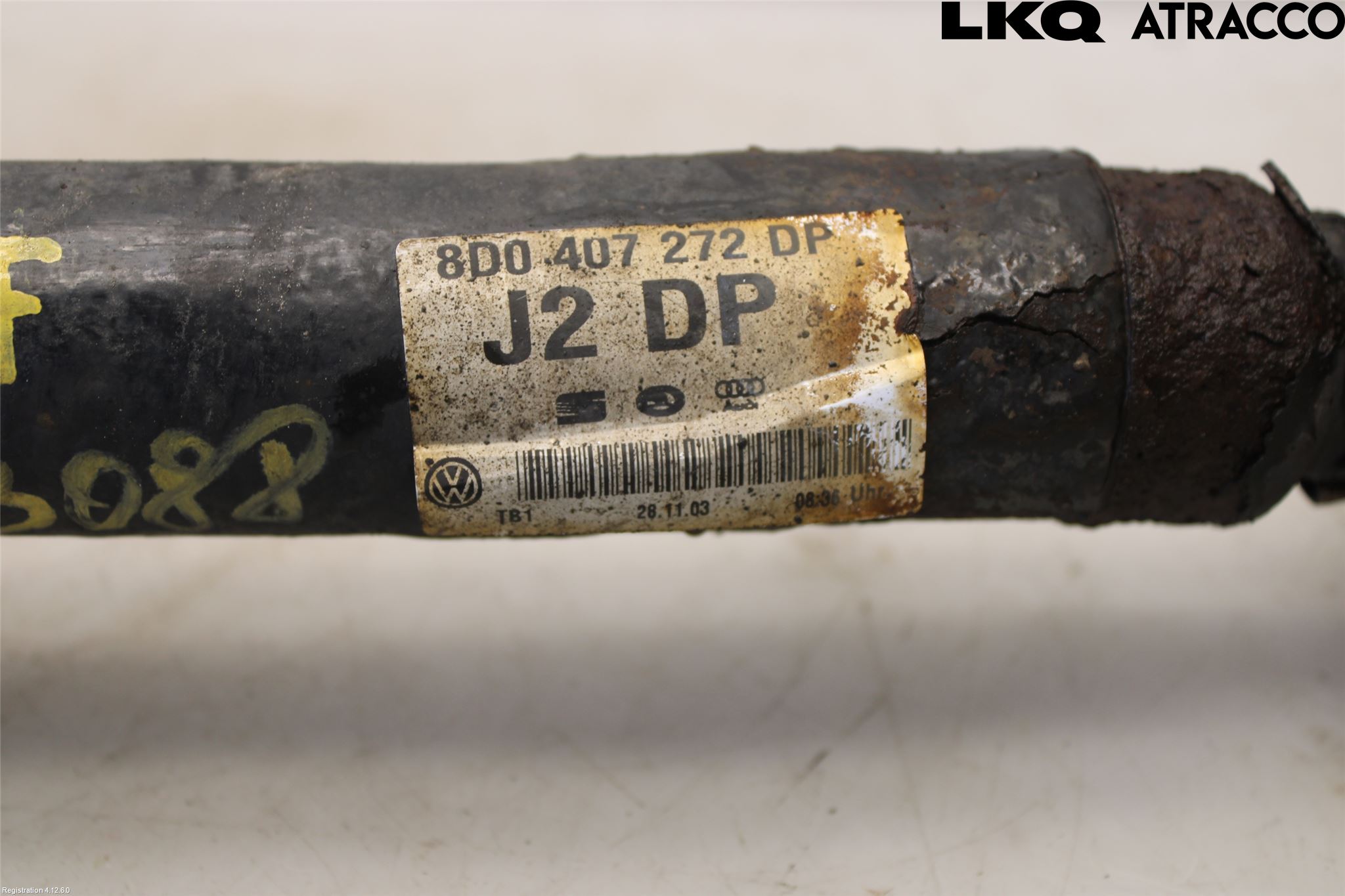 Volkswagen VW PASSAT 01-05 Drivaxel Fram Höger