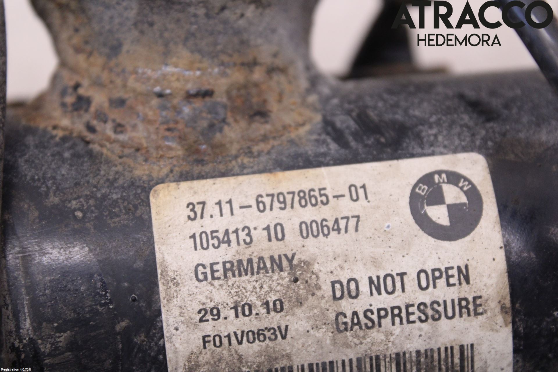 BMW 5 F10/F11/F18 09-17 Fjäderben Fram Vänster