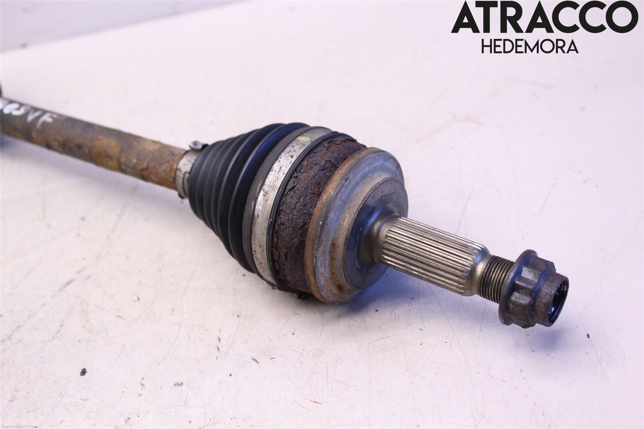Toyota AURIS 10-12 Drivaxel Fram Vänster