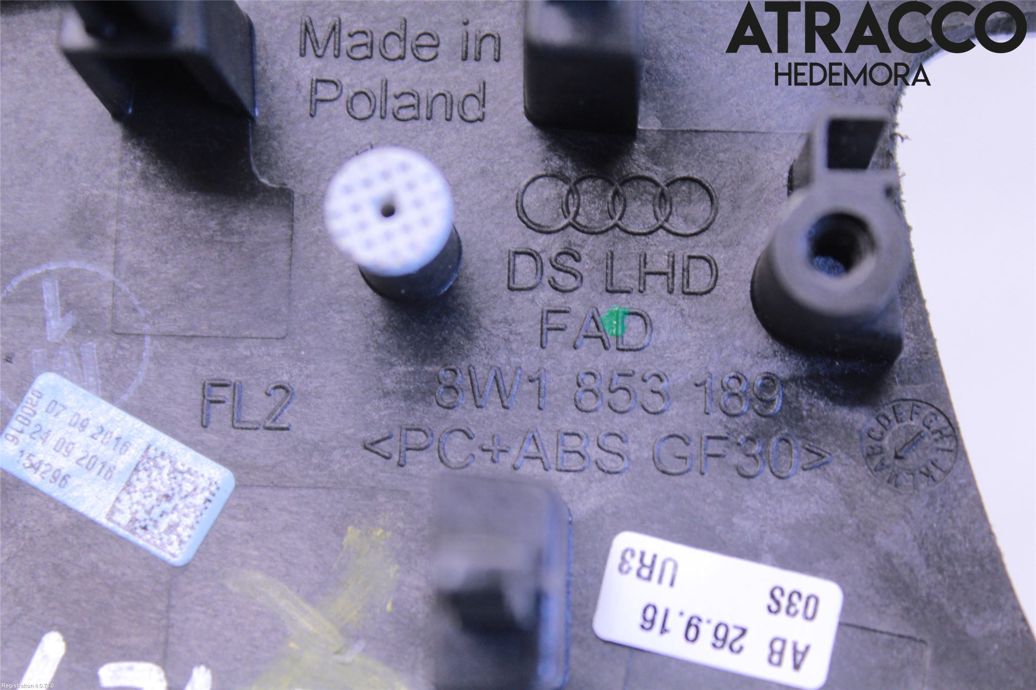 Audi A4/S4 B9 16-19 Instrumentbräda Inlägg-Dekorlist